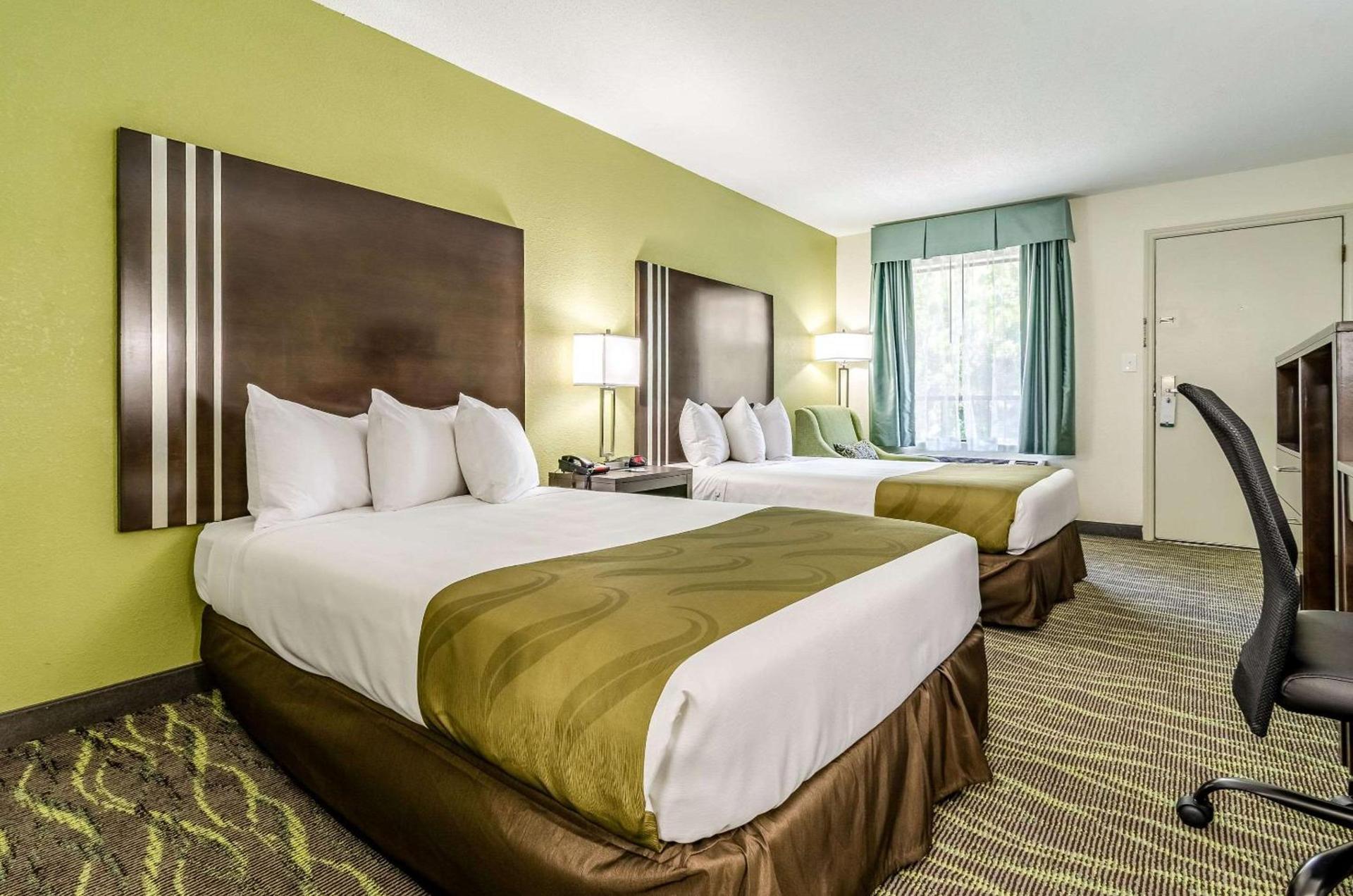 Quality Inn & Suites Creedmoor - Butner photo 33