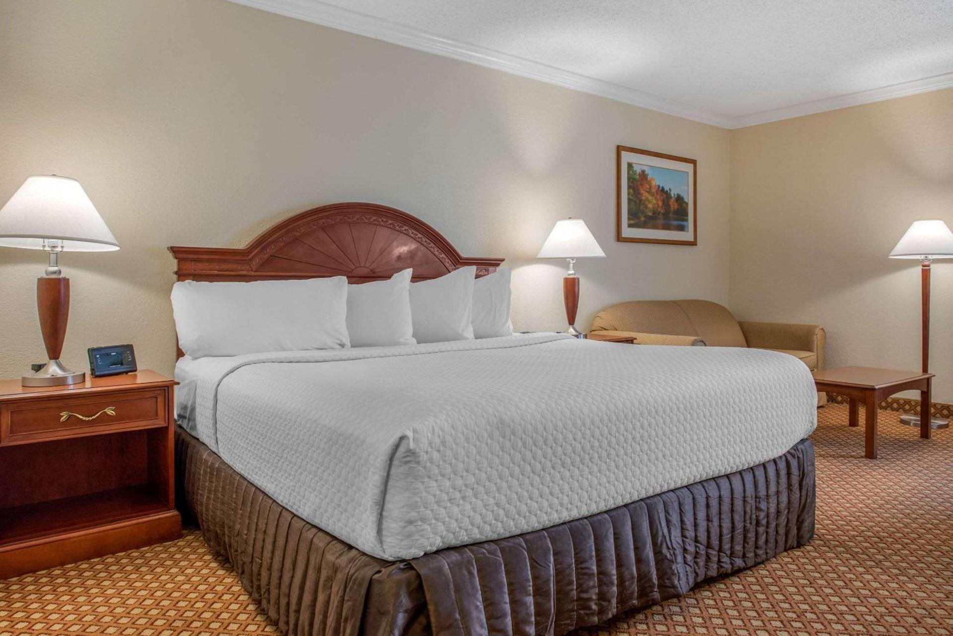 Quality Hotel Conference Center Cincinnati Blue Ash photo 10
