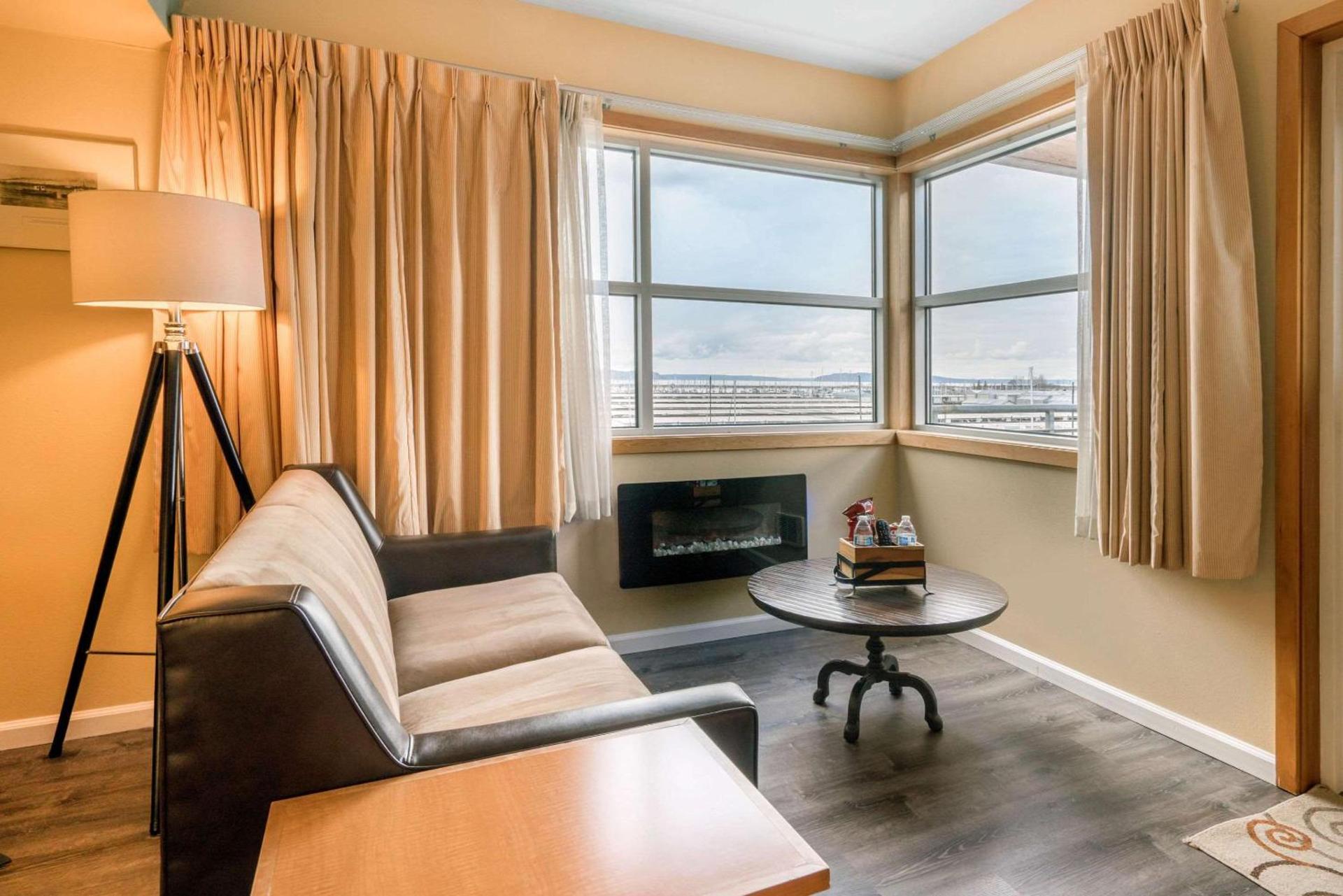 Inn at Port Gardner-Everett Waterfront, an Ascend Collection Hotel photo 45