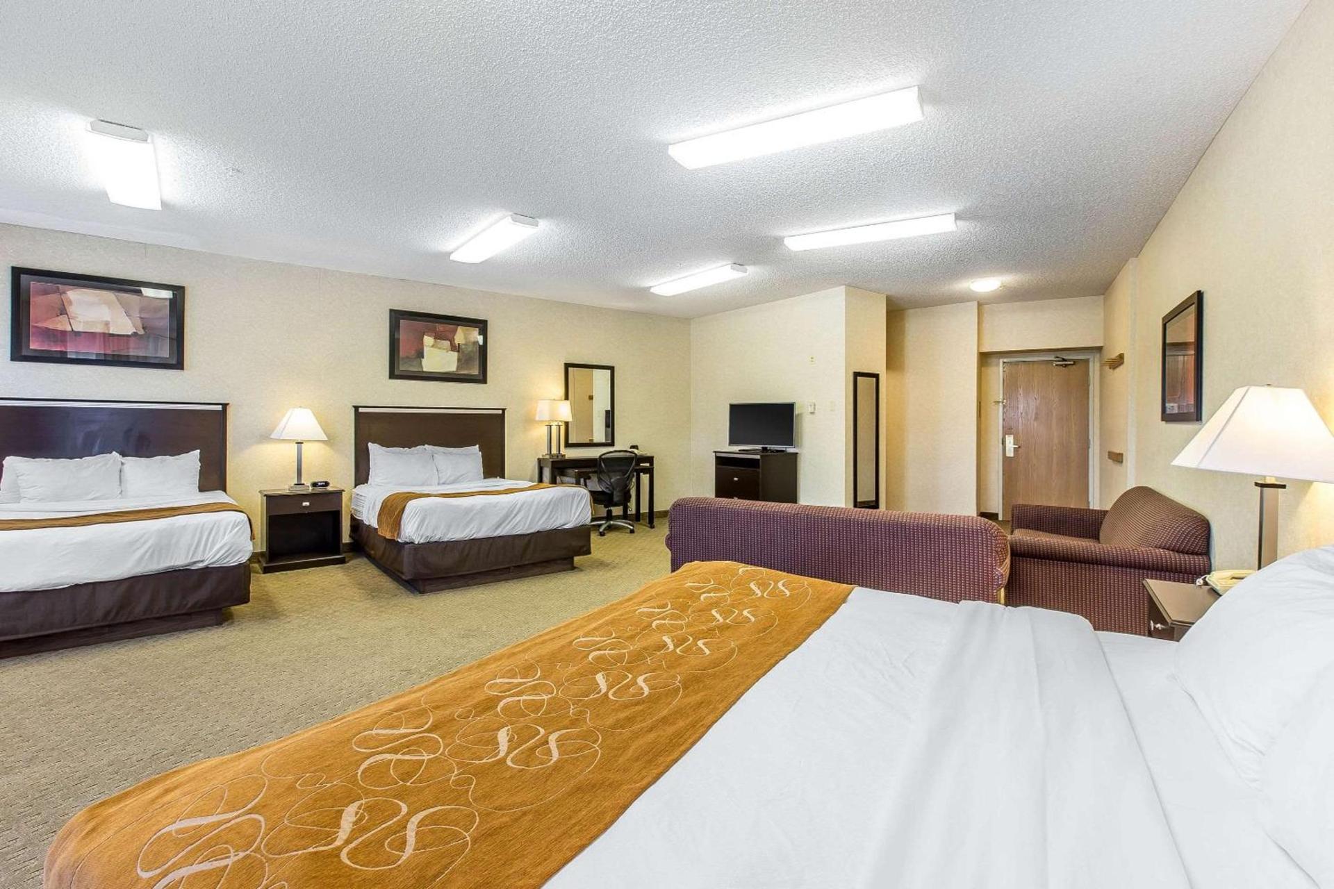 Comfort Suites Summit County photo 9