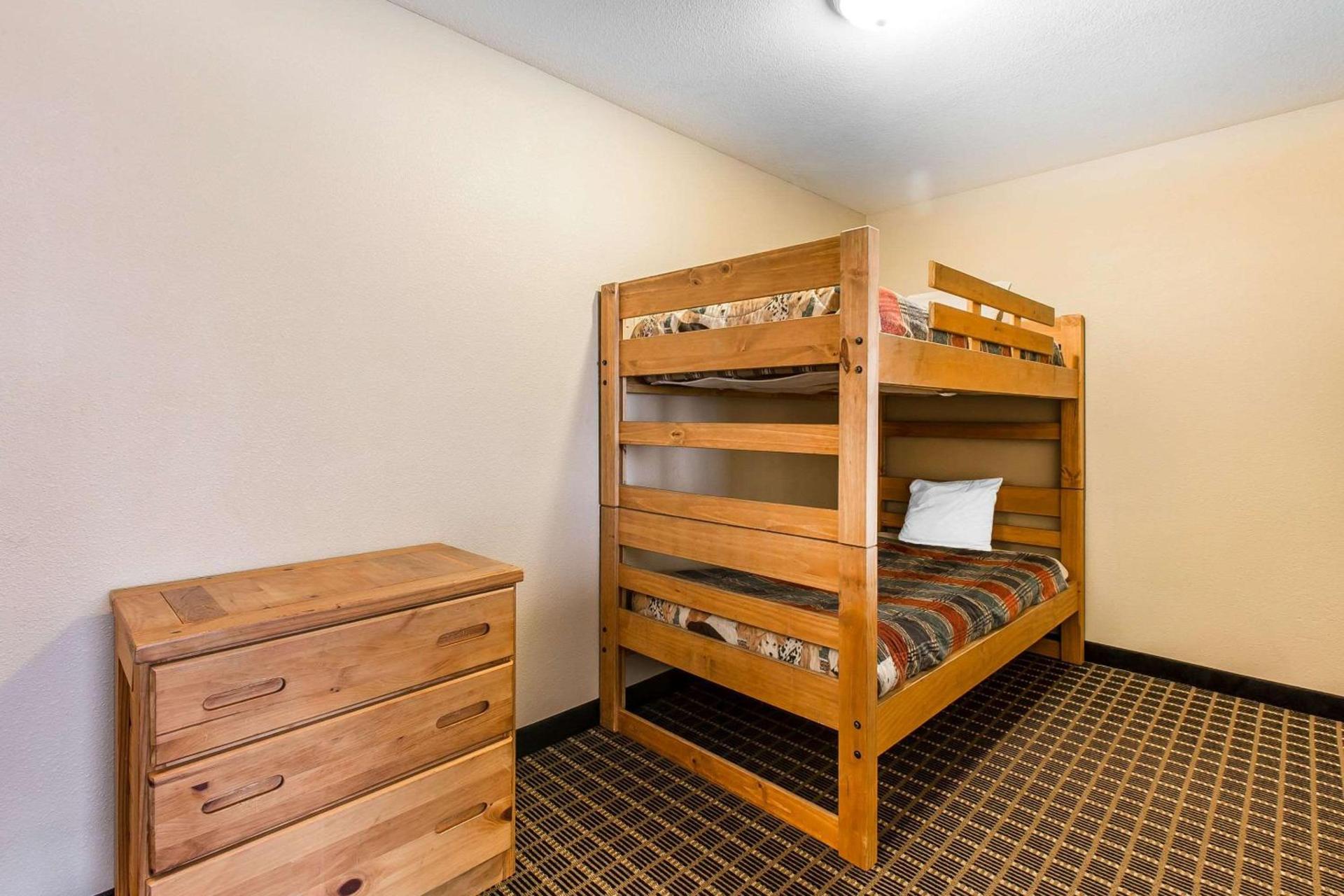 Quality Inn & Suites On The River photo 15