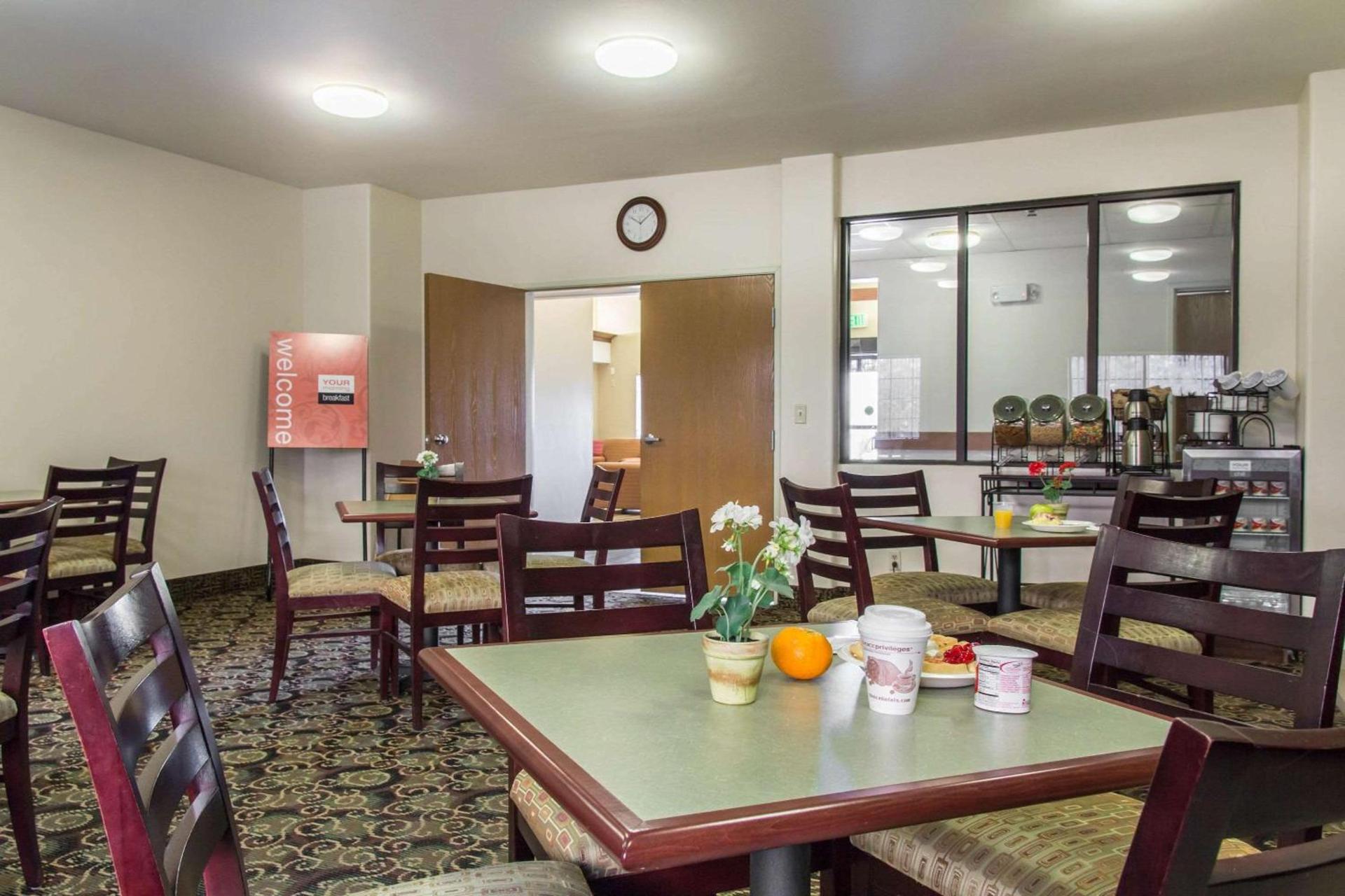 Quality Inn & Suites Vail Valley photo 22
