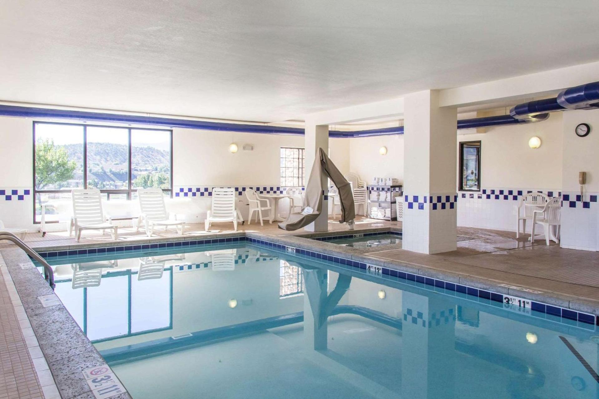 Quality Inn & Suites Vail Valley photo 17