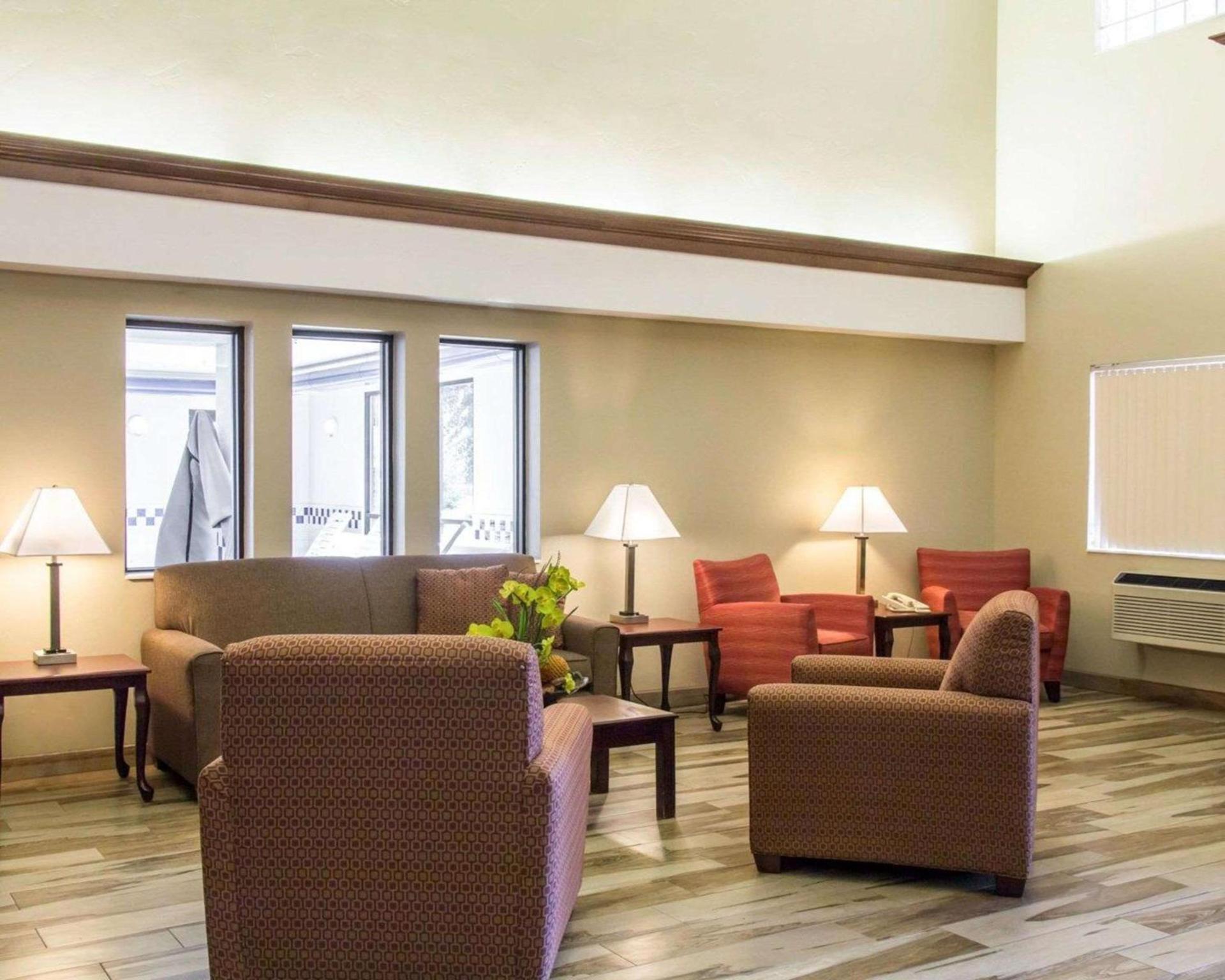 Quality Inn & Suites Vail Valley photo 15