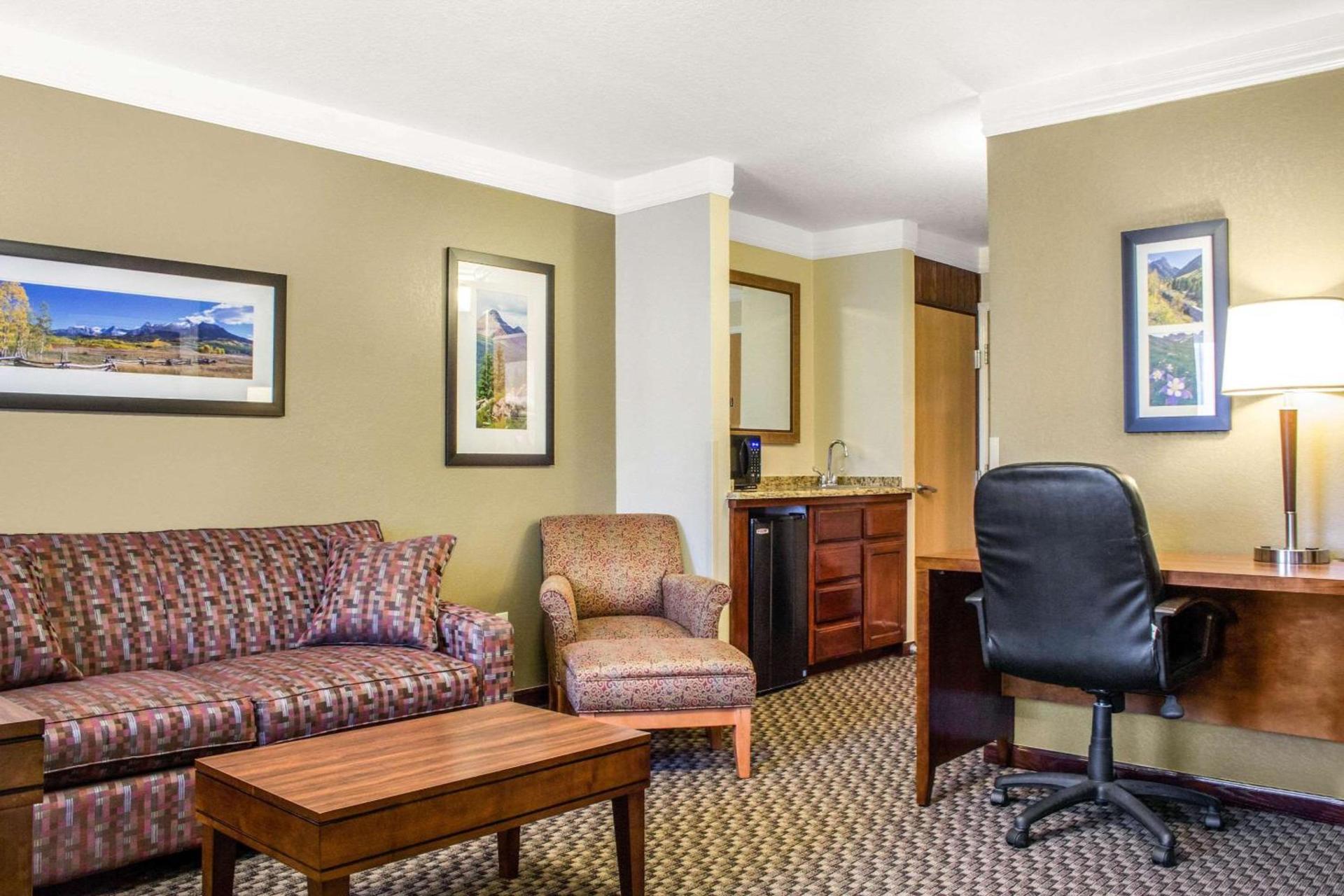 Comfort Inn & Suites Durango photo 31