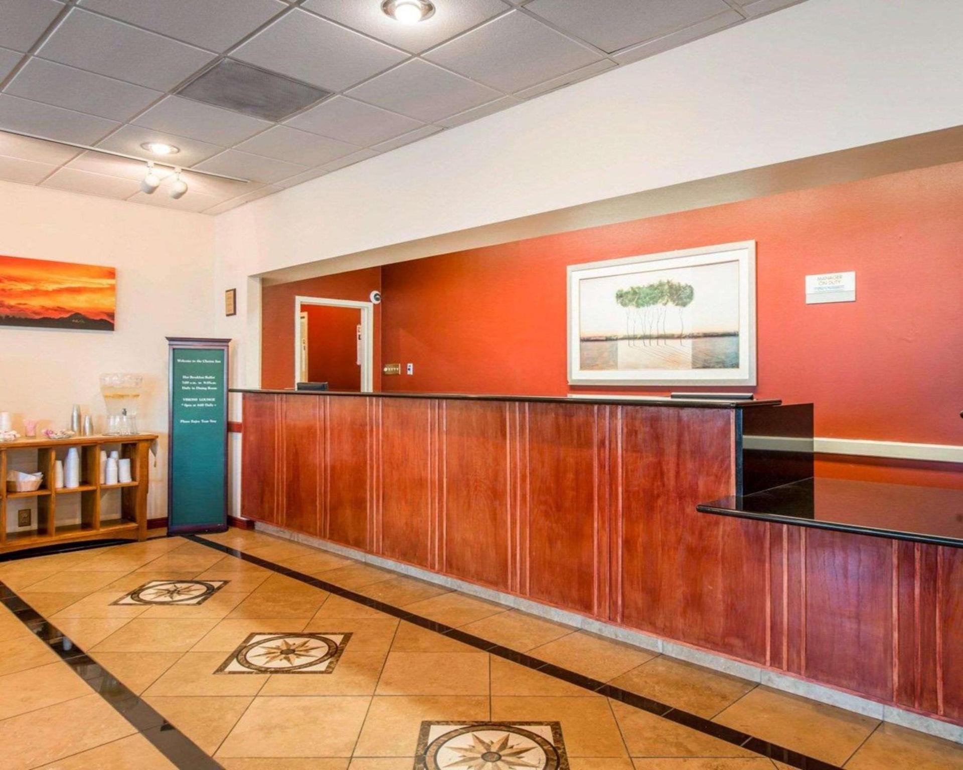 Clarion Inn and Events Center Pueblo North photo 3
