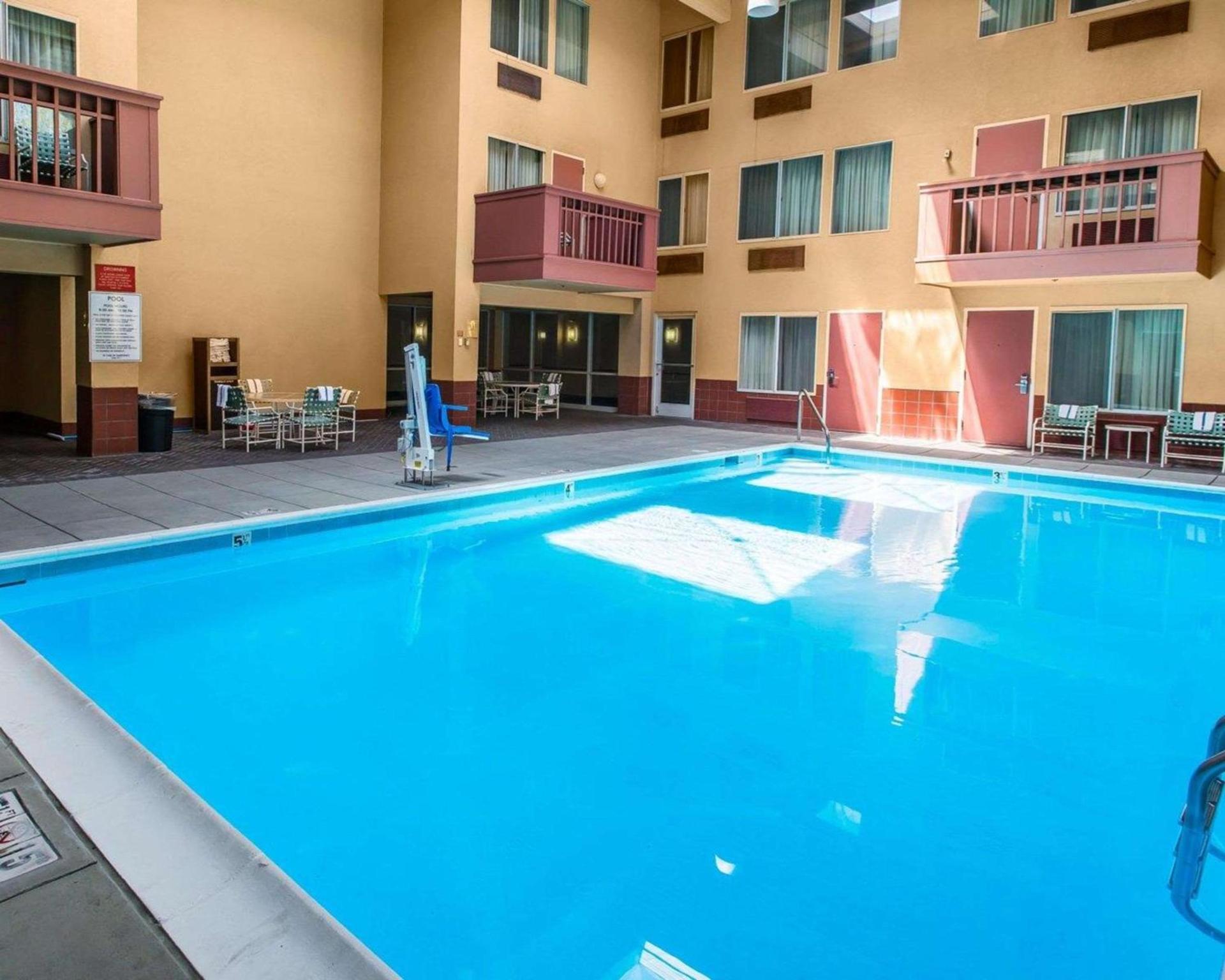Quality Inn and Conference Center Greeley Downtown photo 5