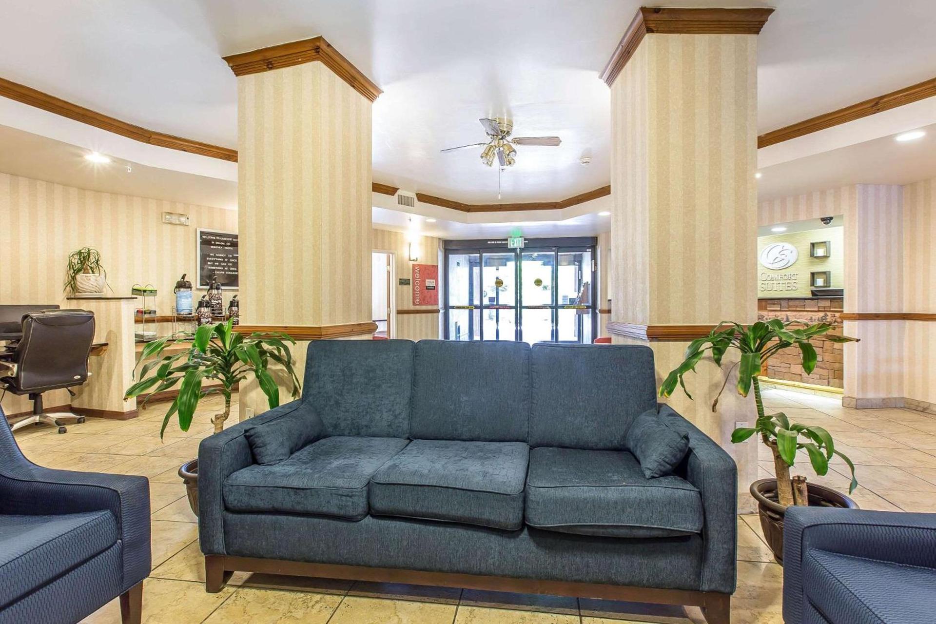 Comfort Suites Summit County photo 18