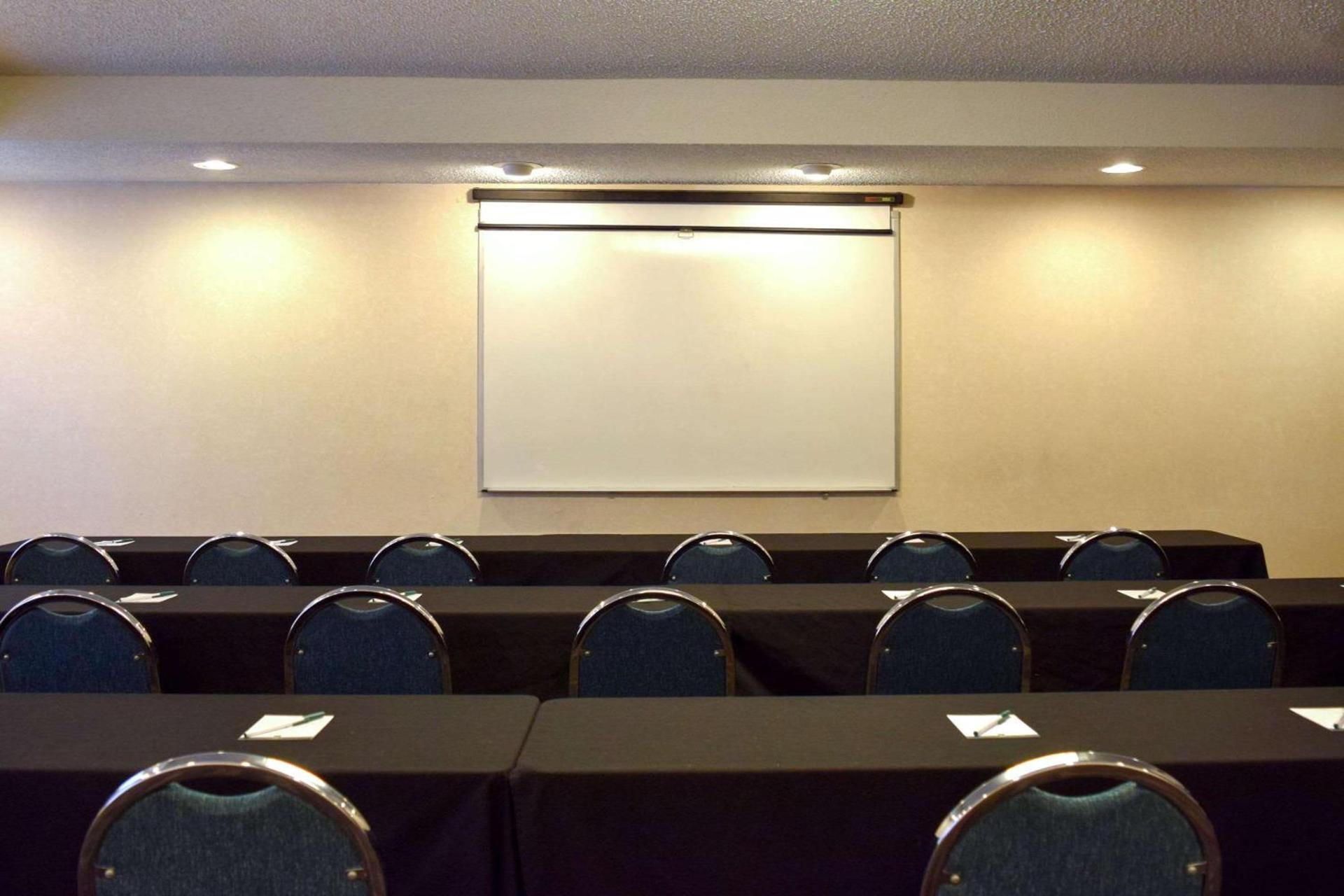 Quality Inn Louisville - Boulder photo 2