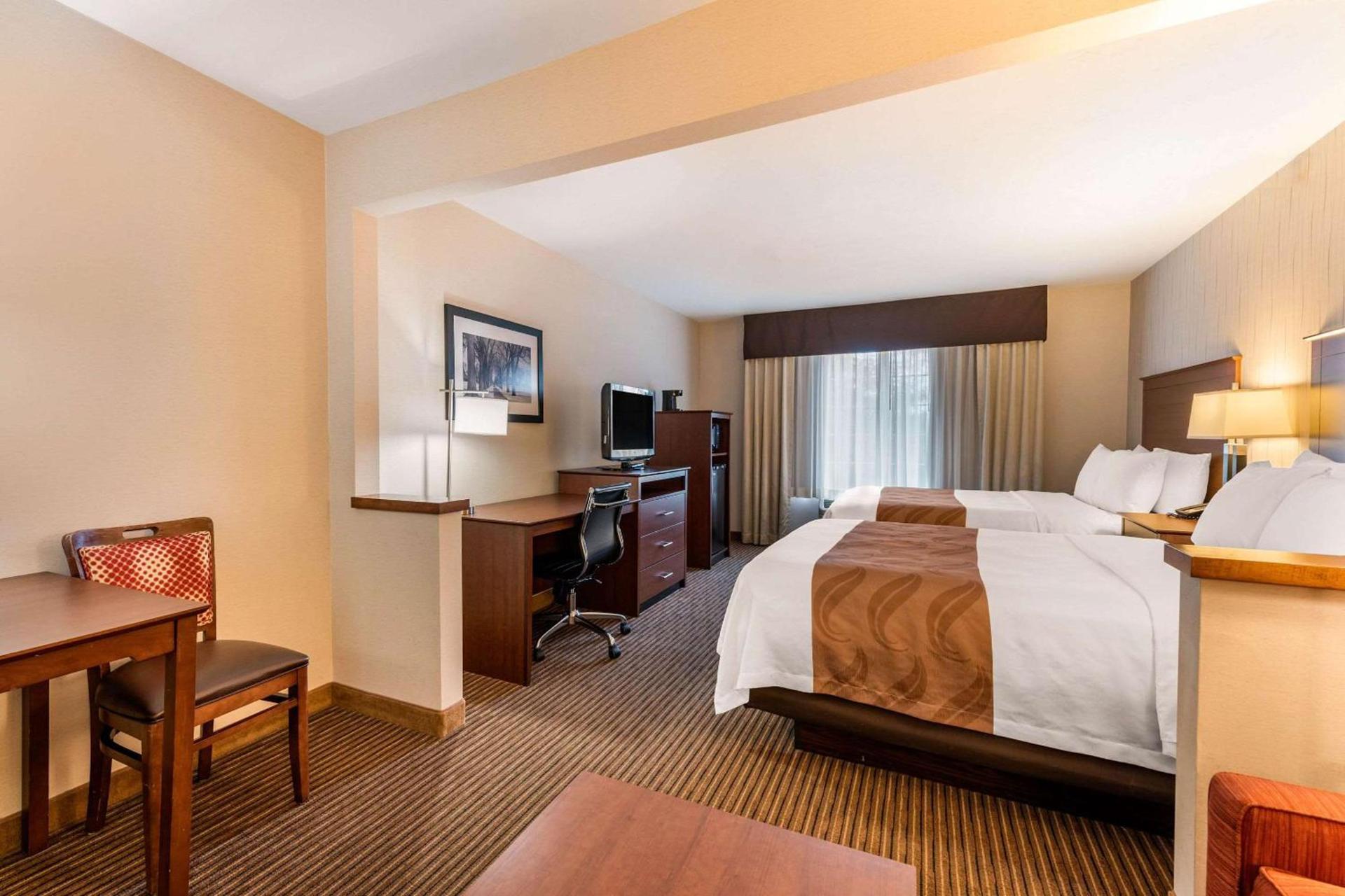 Quality Inn & Suites University Fort Collins photo 13