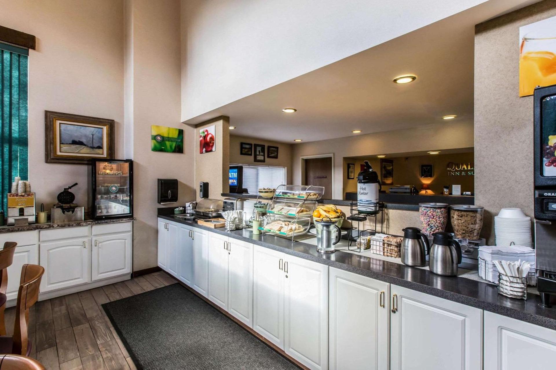 Quality Inn and Suites Silverthorne - Copper Mountain photo 20