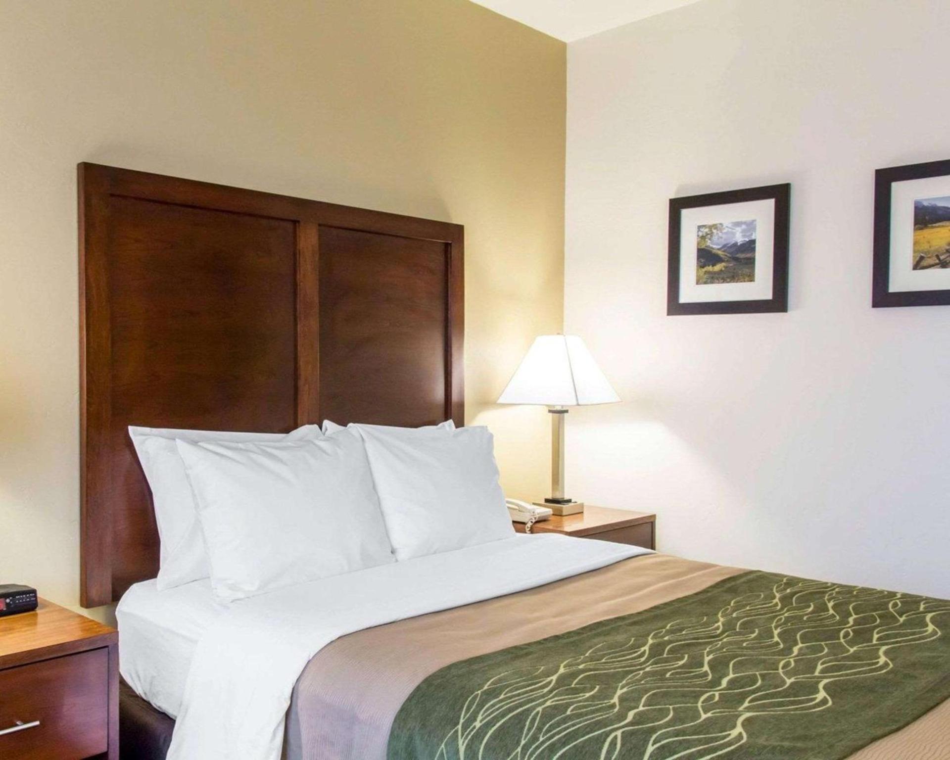 Quality Inn & Suites Vail Valley photo 10