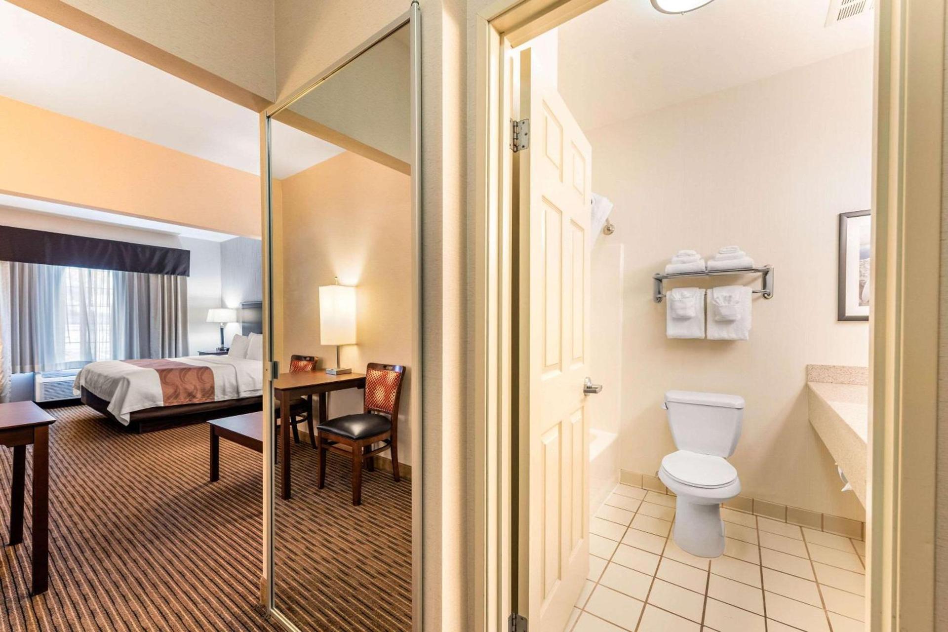Quality Inn & Suites University Fort Collins photo 19