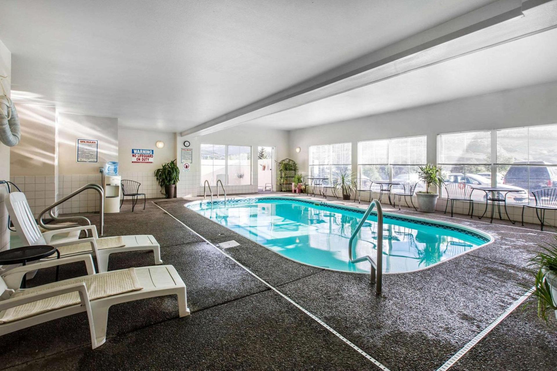 Quality Inn and Suites Silverthorne - Copper Mountain photo 17