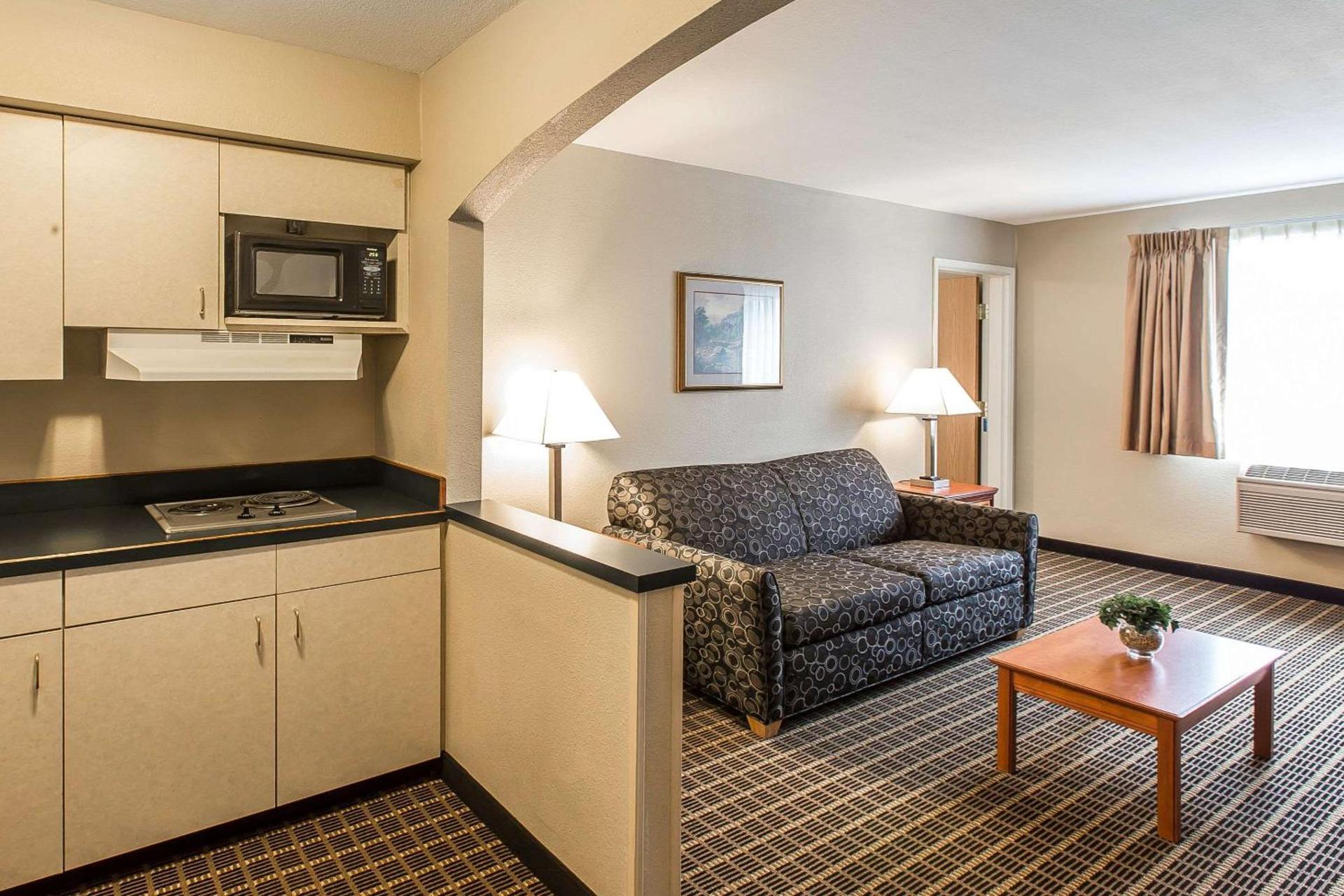 Quality Inn & Suites On The River photo 20