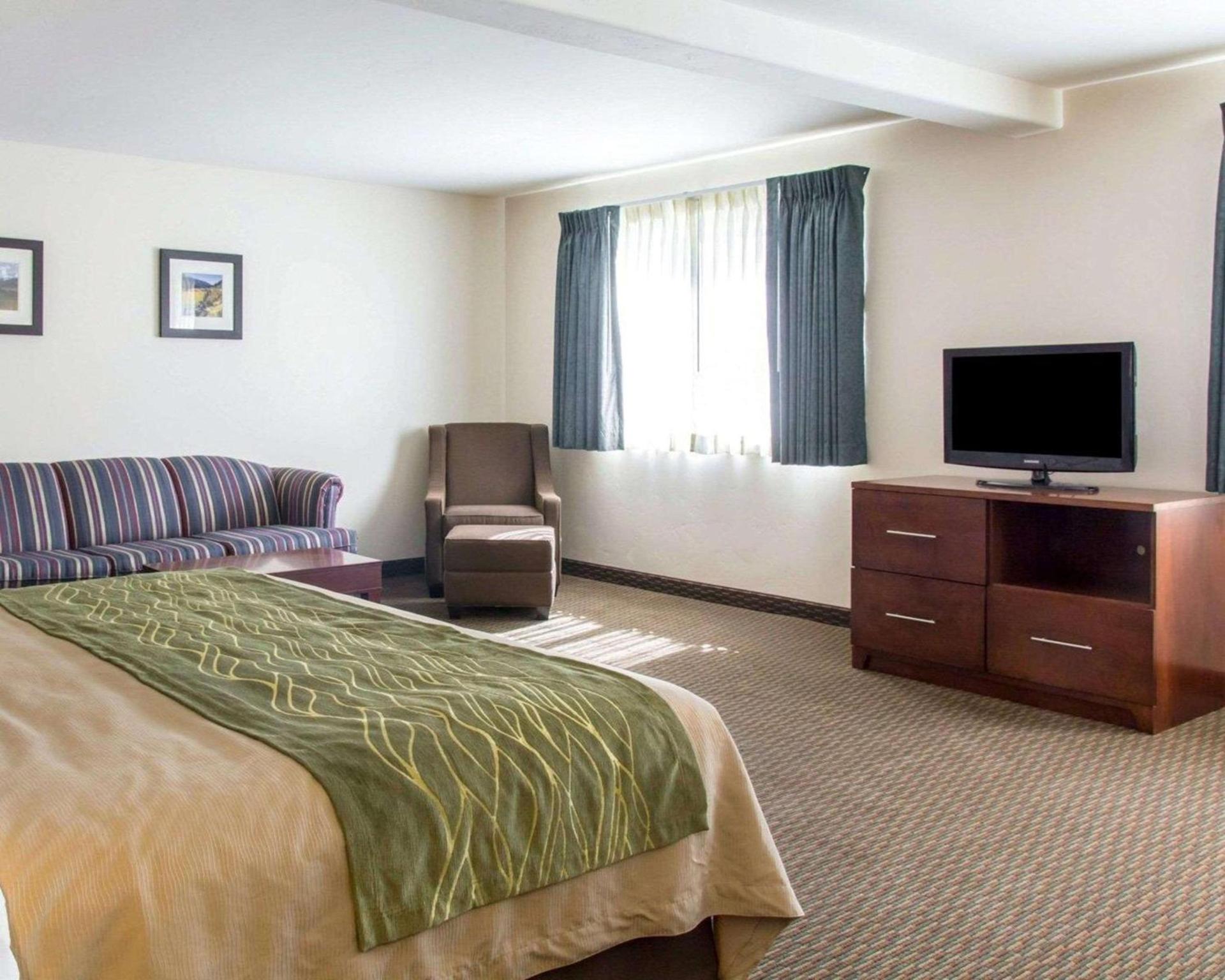 Quality Inn & Suites Vail Valley photo 7