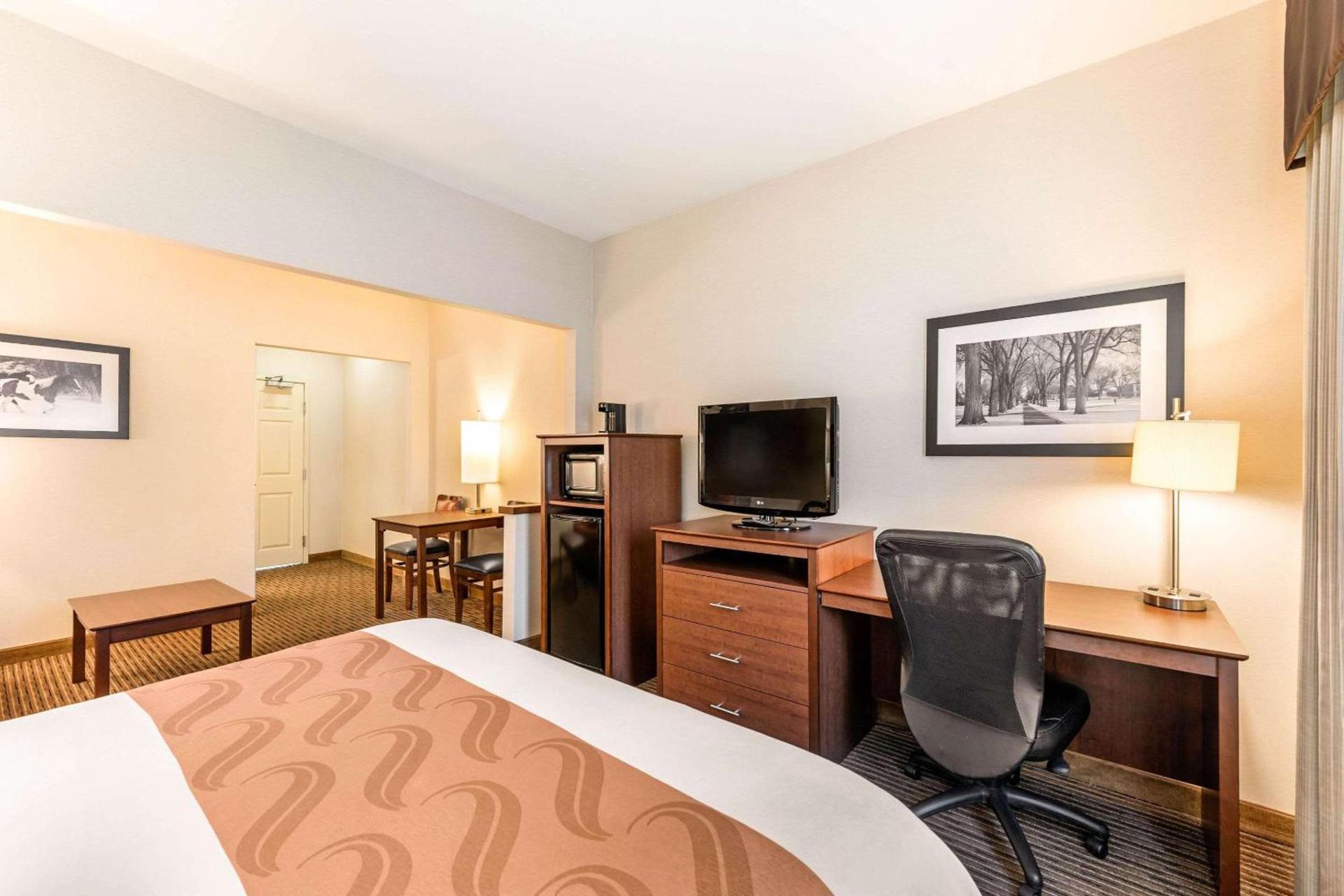 Quality Inn & Suites University Fort Collins photo 21