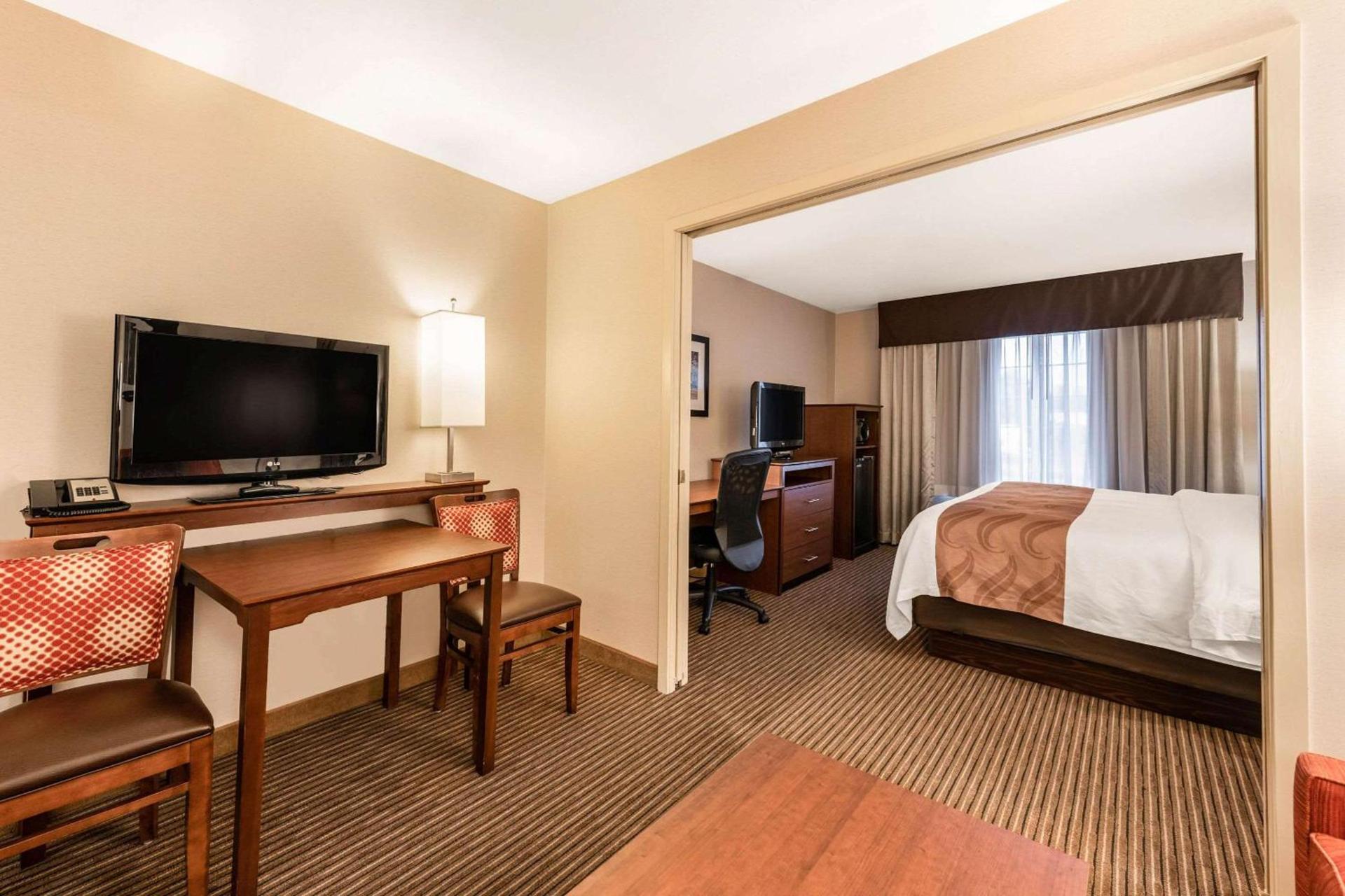 Quality Inn & Suites University Fort Collins photo 17
