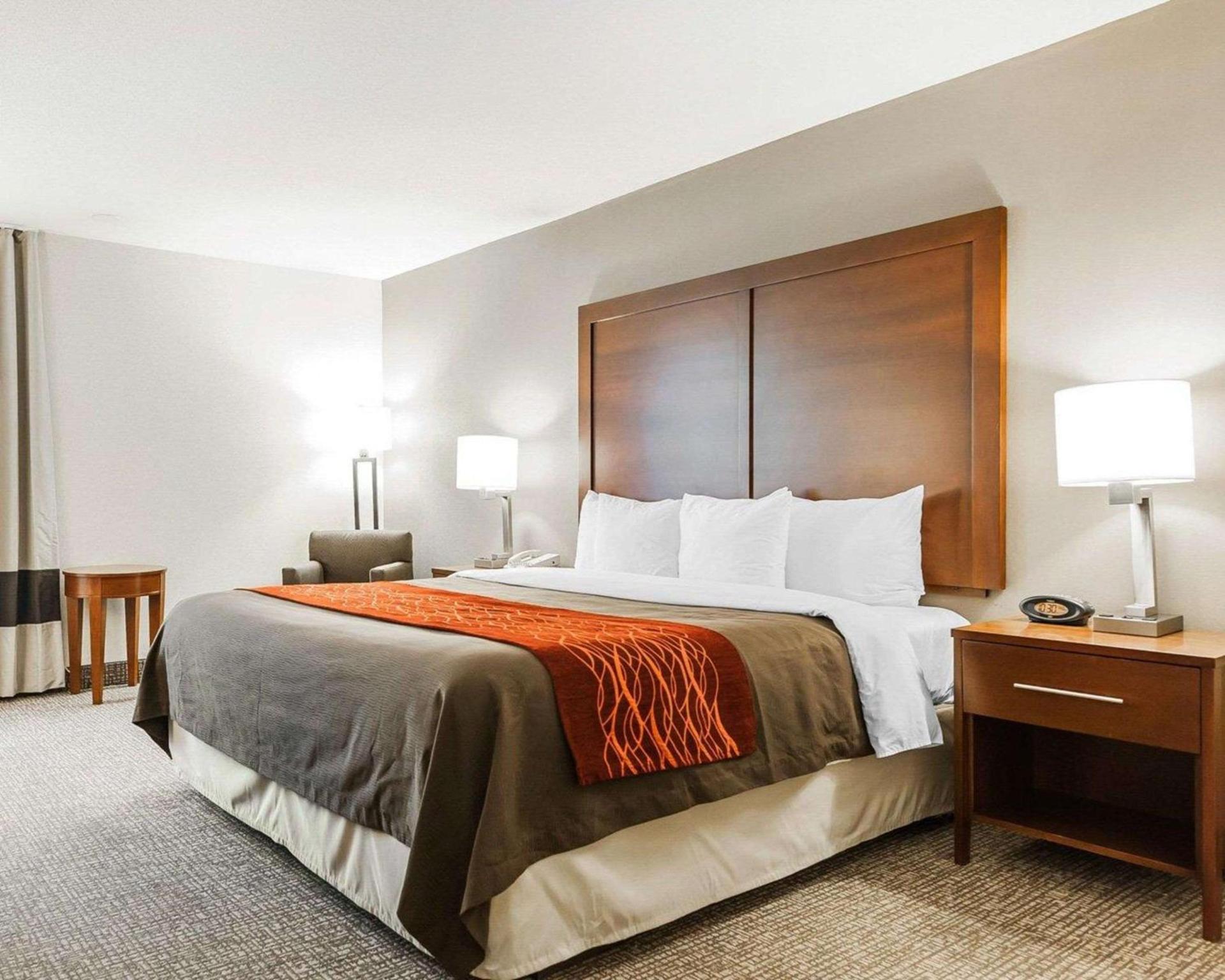 Spark by Hilton Denver East I 70 photo 10