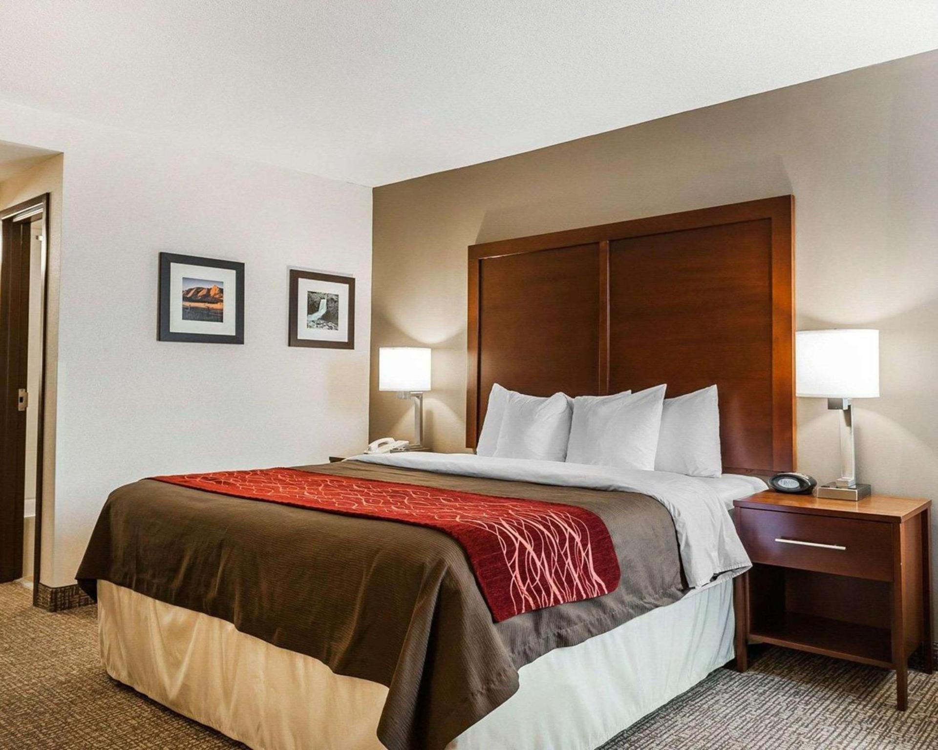 Spark by Hilton Denver East I 70 photo 8