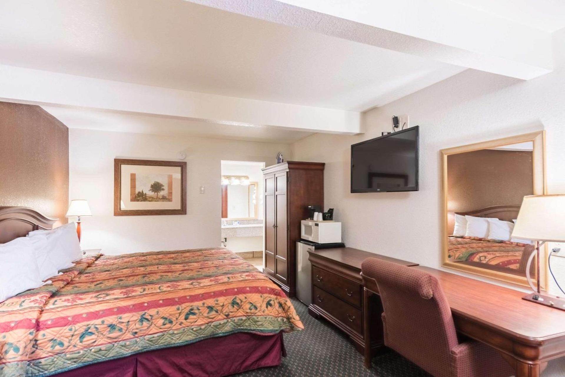 1st Interstate Inn Montrose photo 15