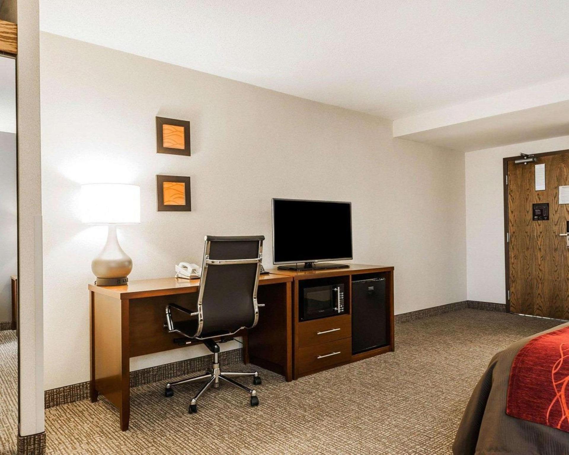 Spark by Hilton Denver East I 70 photo 5