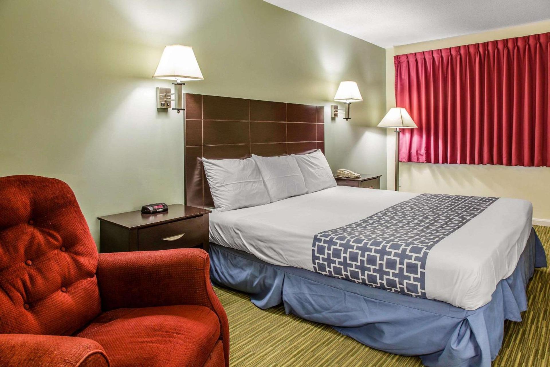 Rodeway Inn Groton - New London photo 15