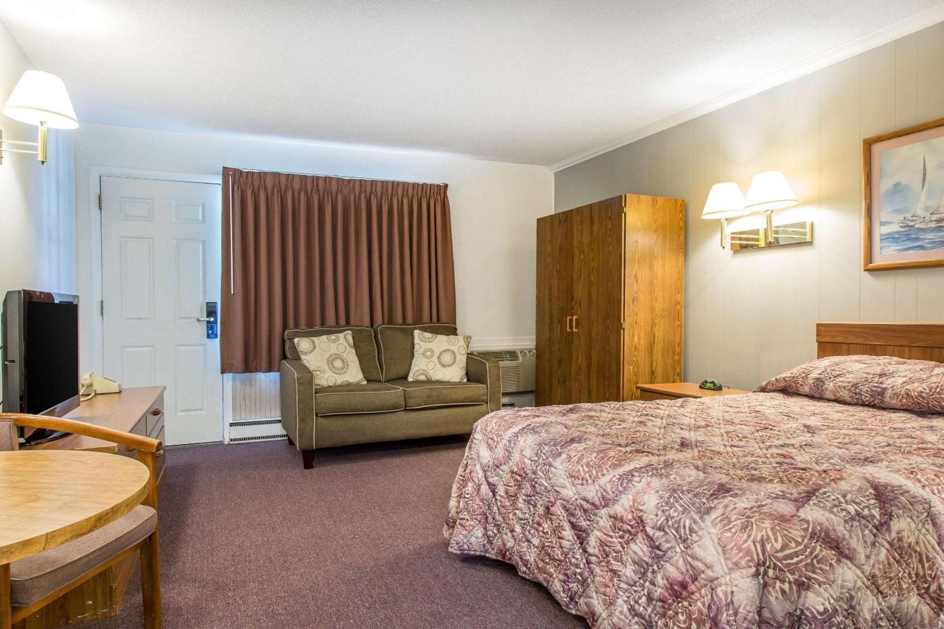 Rodeway Inn Waterford - New London photo 20