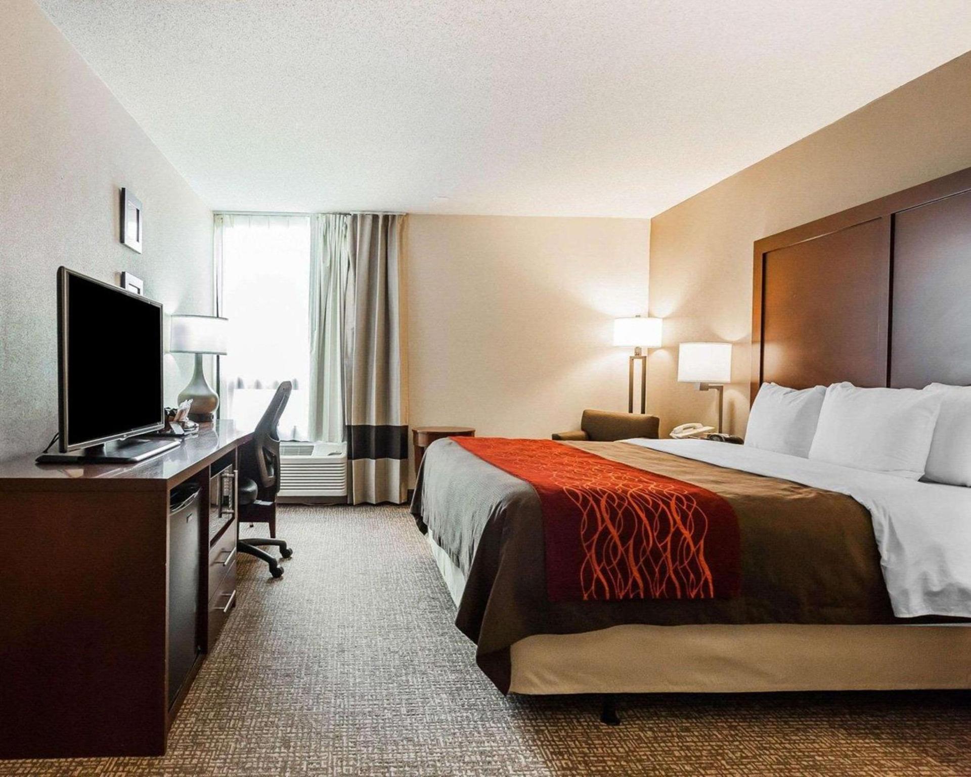 Spark by Hilton Denver East I 70 photo 13