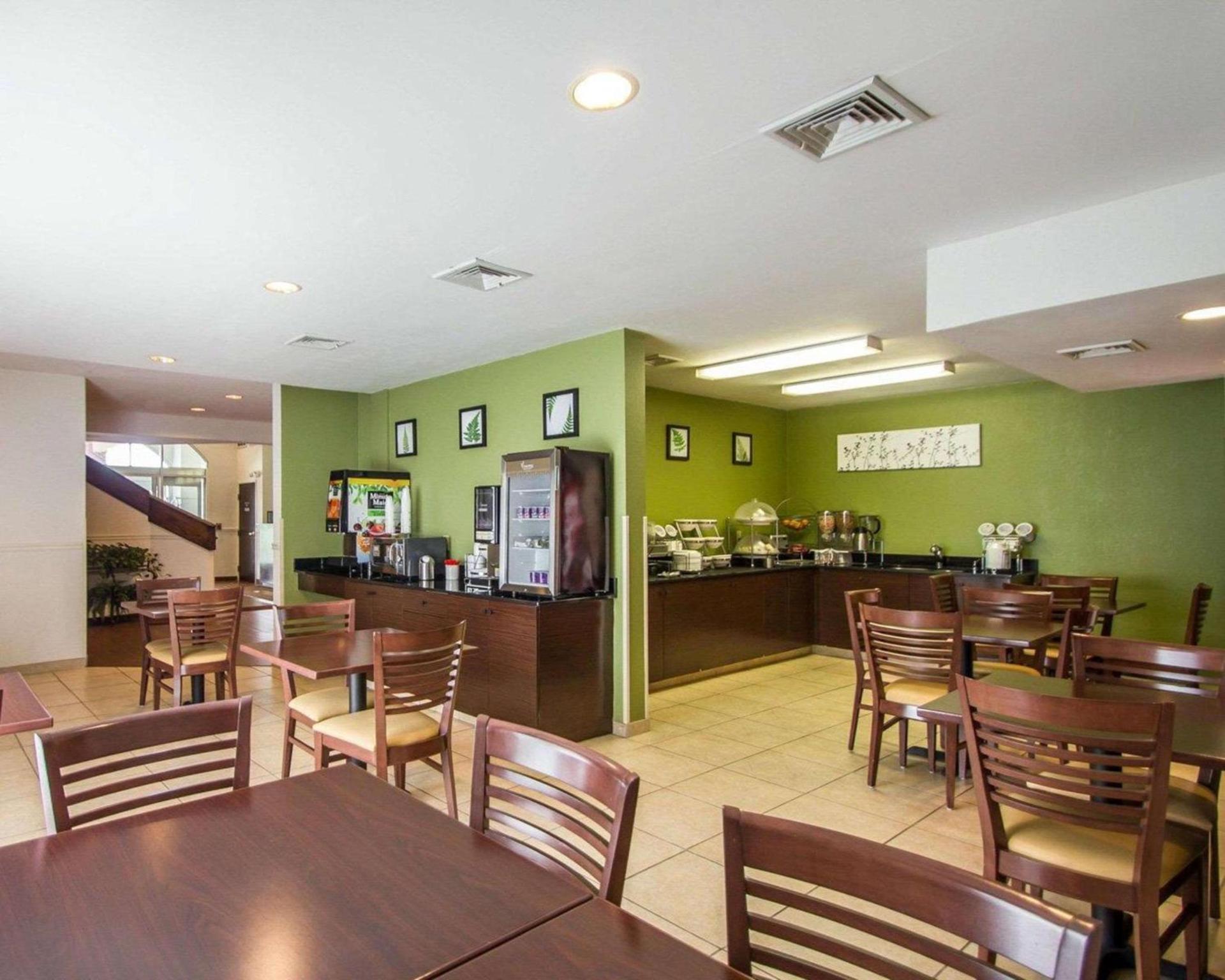 Sleep Inn & Suites Niantic North photo 29