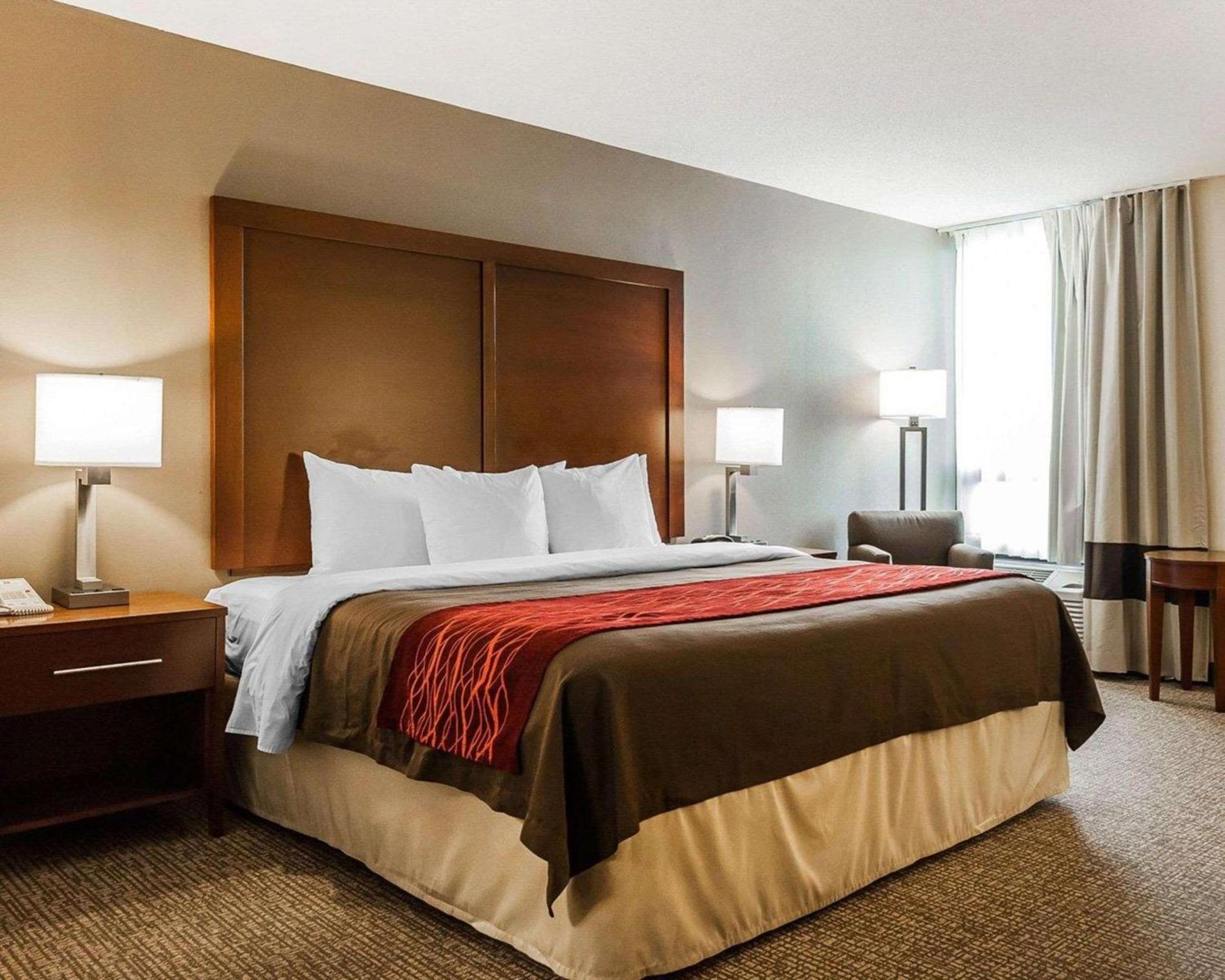 Spark by Hilton Denver East I 70 photo 32