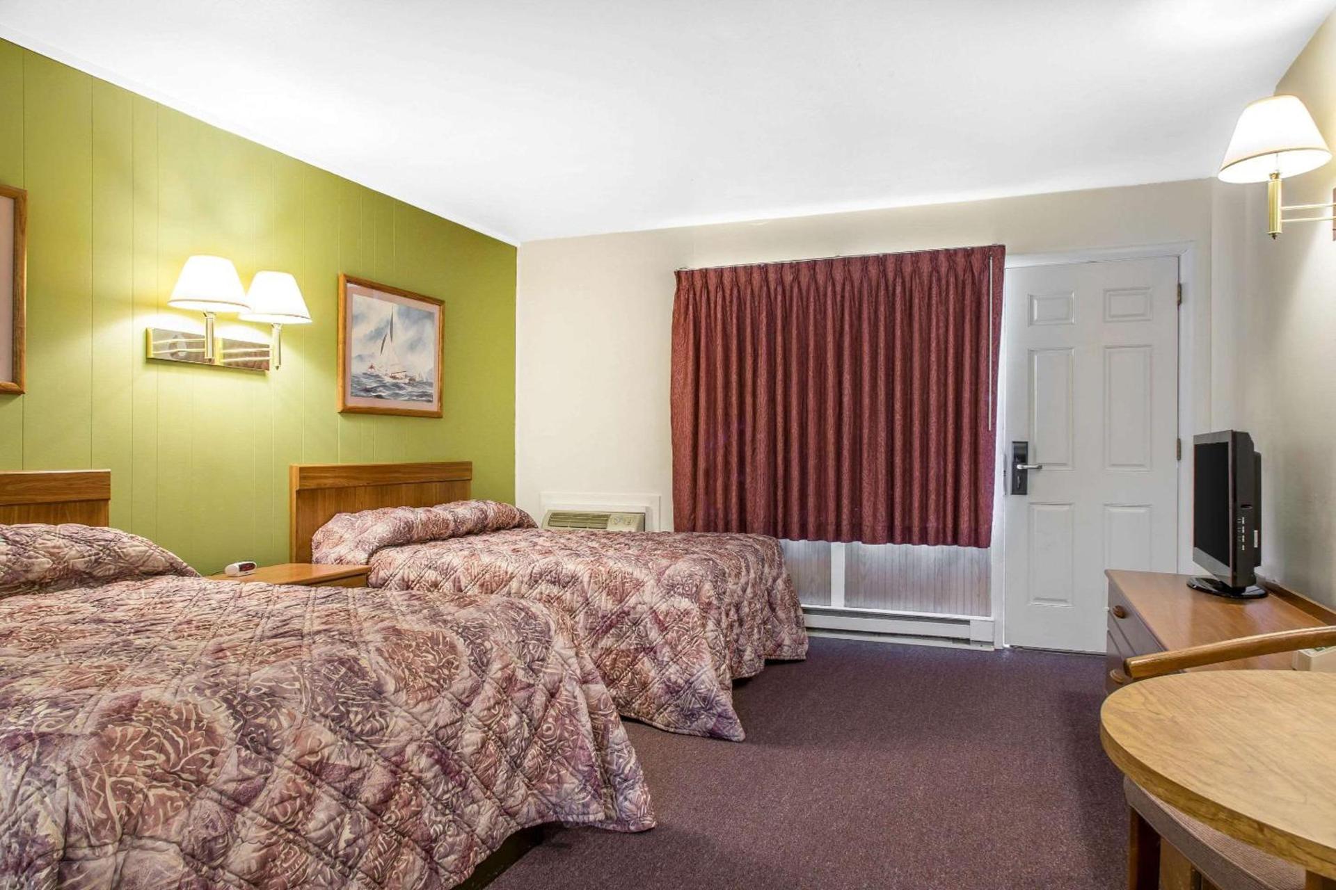 Rodeway Inn Waterford - New London photo 13