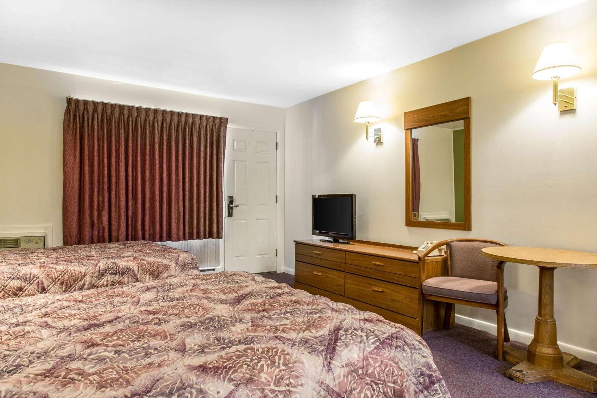 Rodeway Inn Waterford - New London photo 12