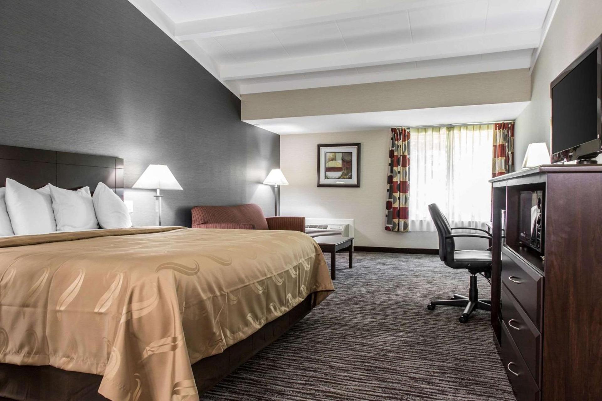 Quality Inn & Suites Danbury near University photo 38