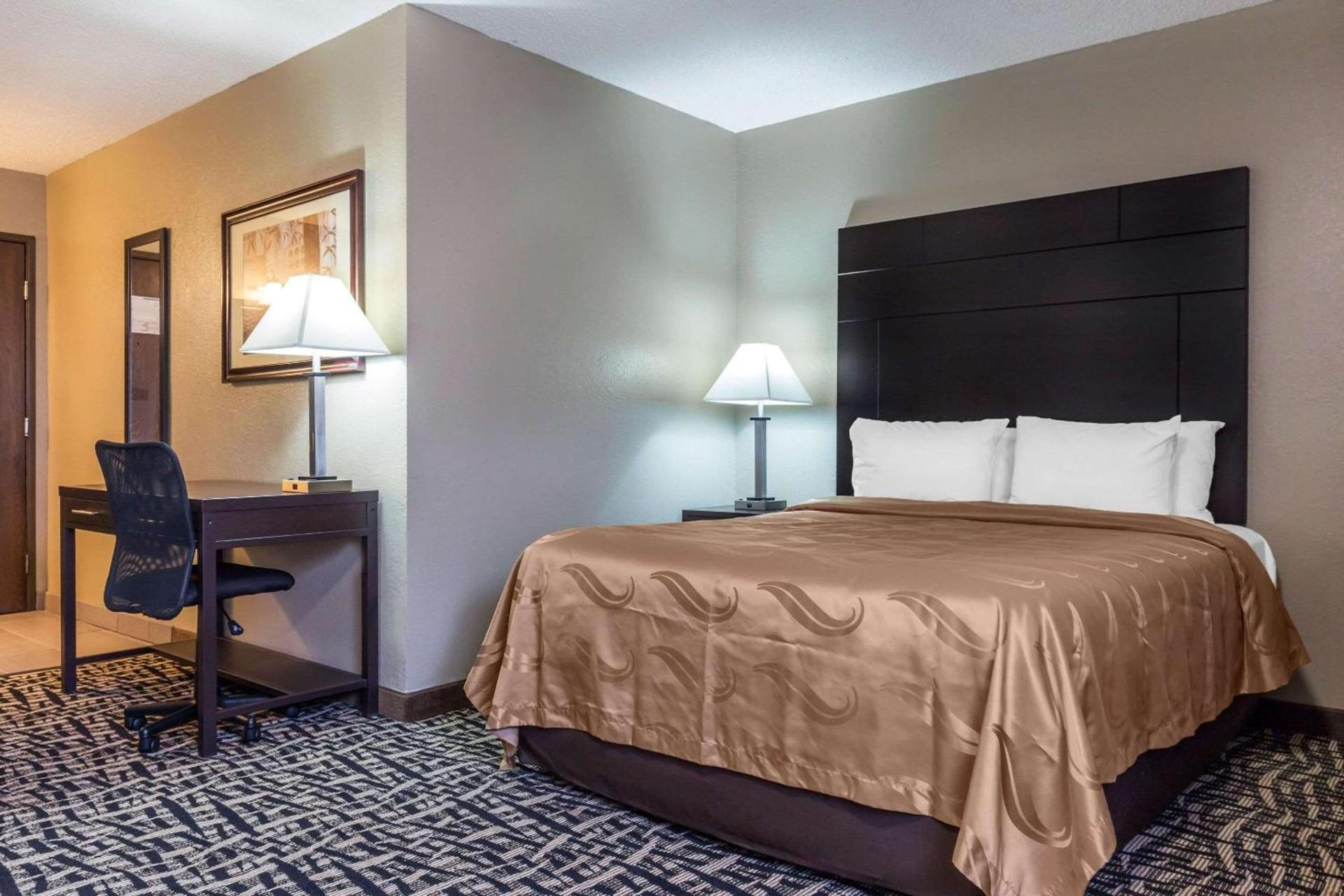 Quality Inn Lamar photo 11