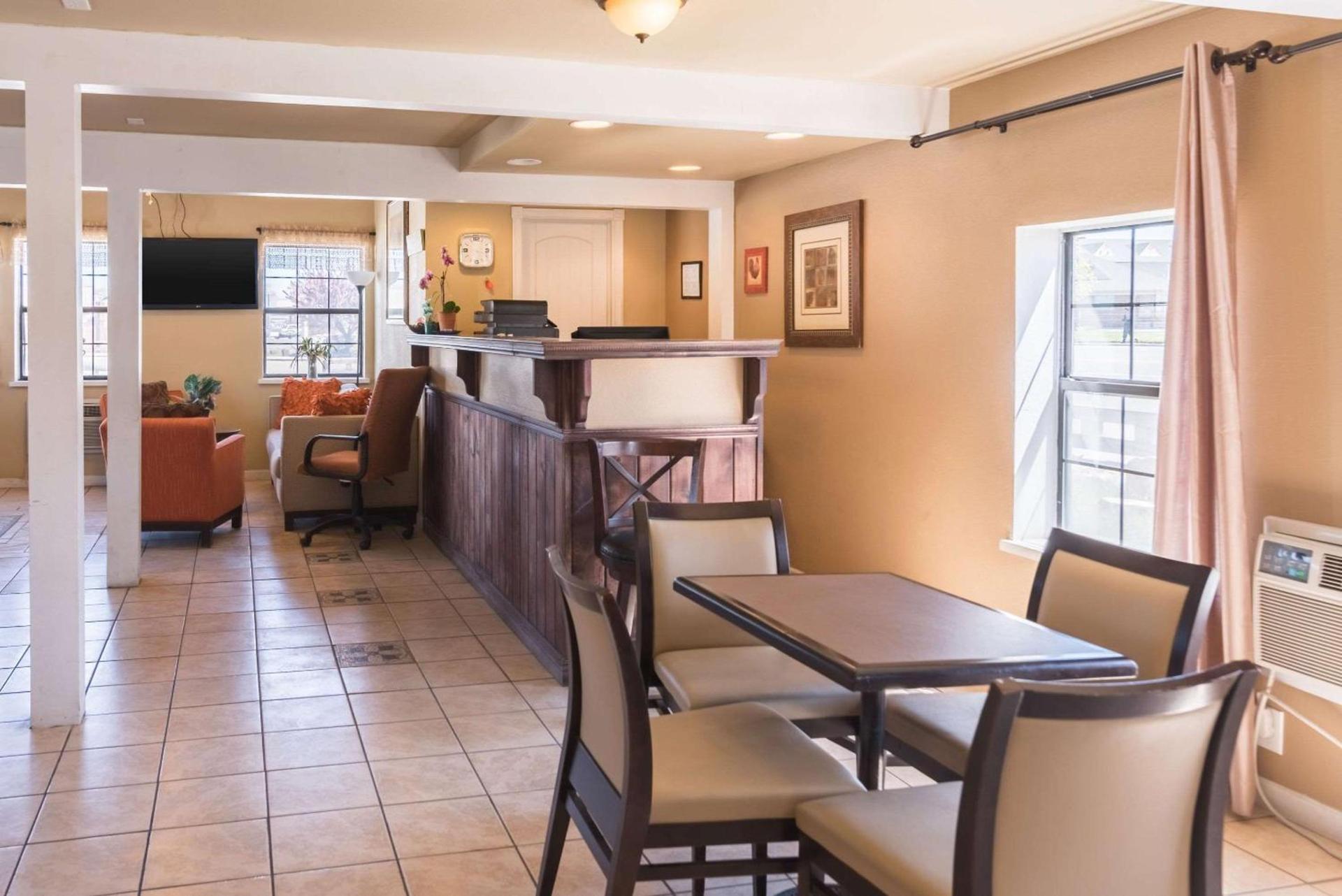 1st Interstate Inn Montrose photo 19