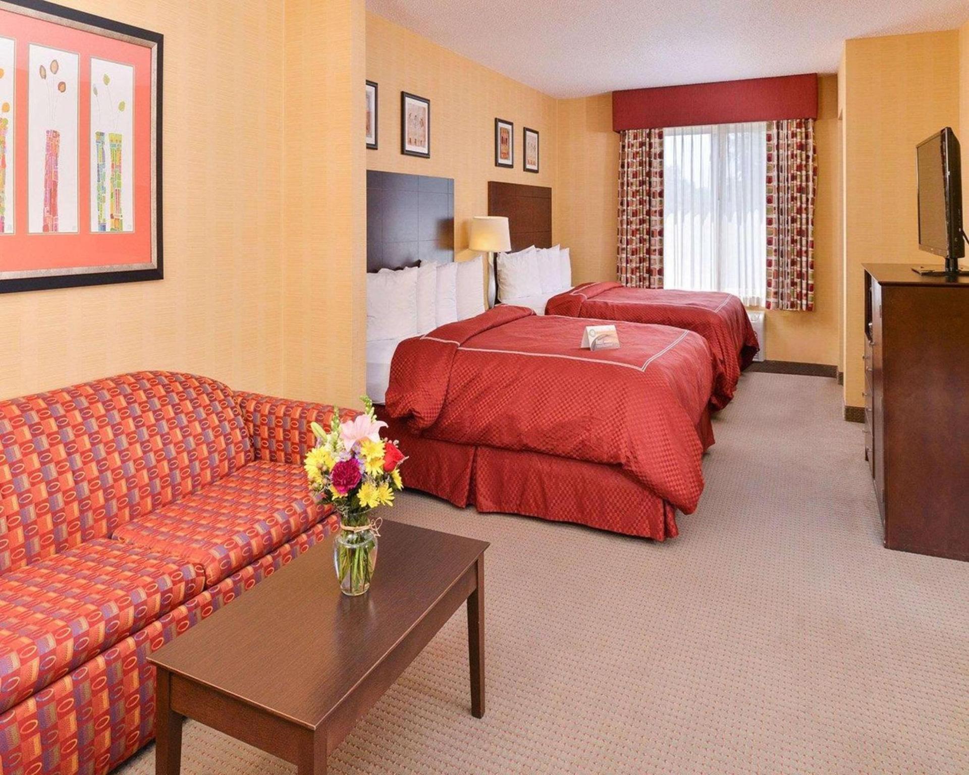 Quality Suites Stratford photo 20
