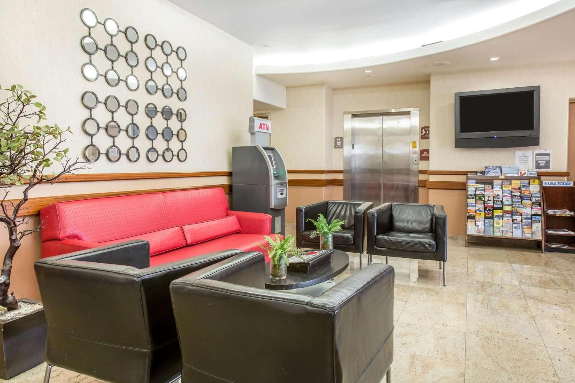 Econo Lodge photo 18