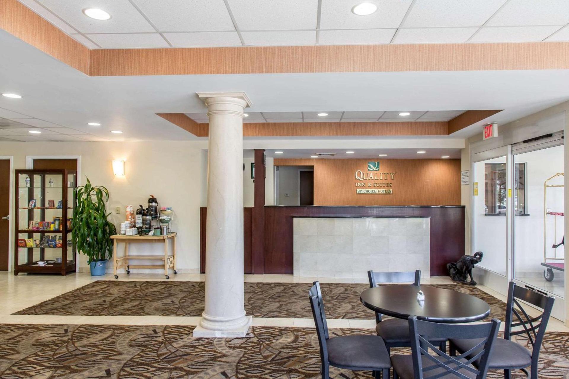 Quality Inn & Suites Danbury near University photo 32