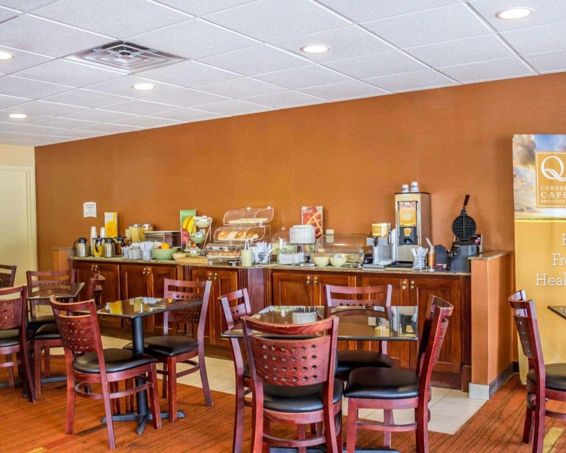 Quality Inn Waterbury East photo 2