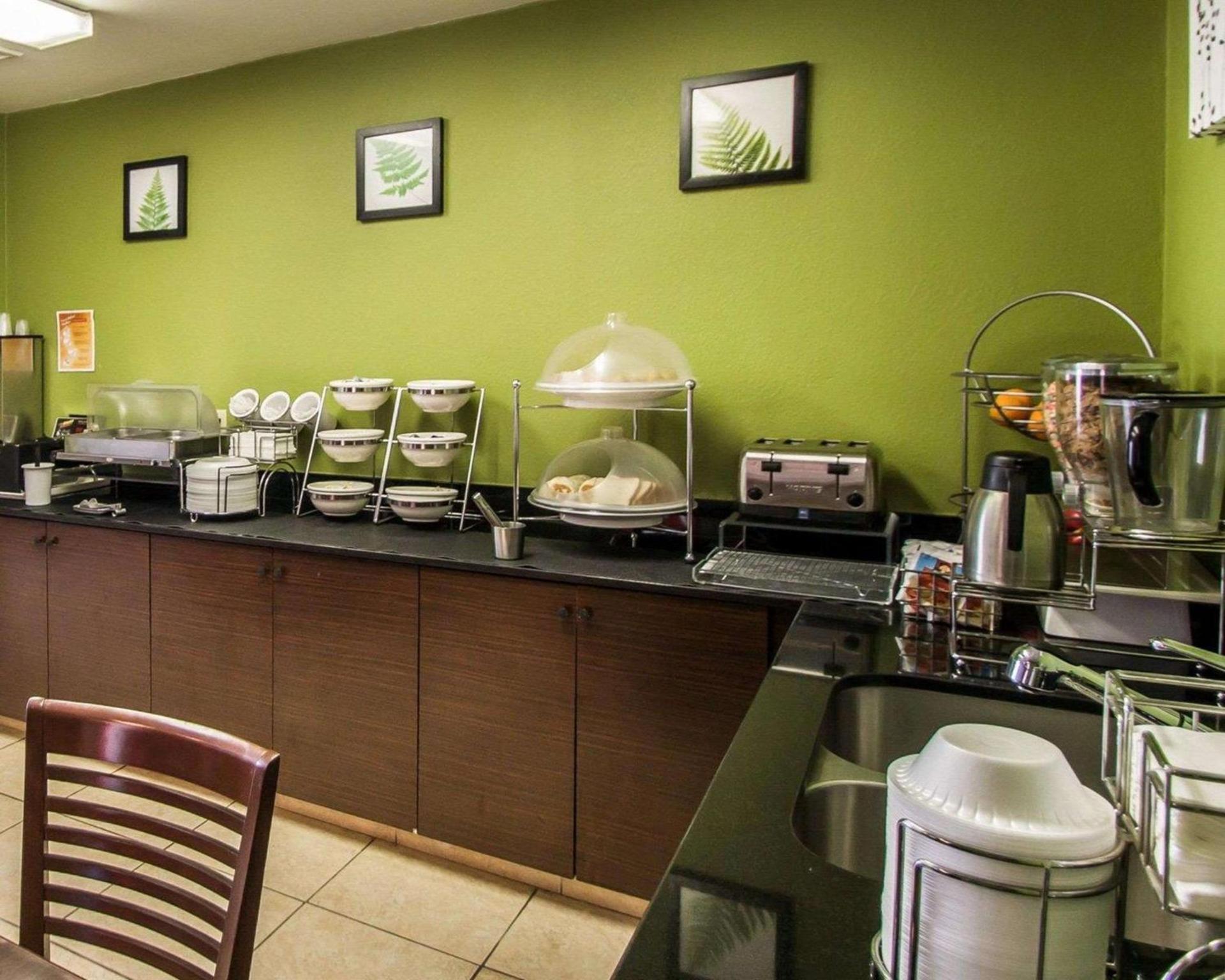 Sleep Inn & Suites Niantic North photo 32