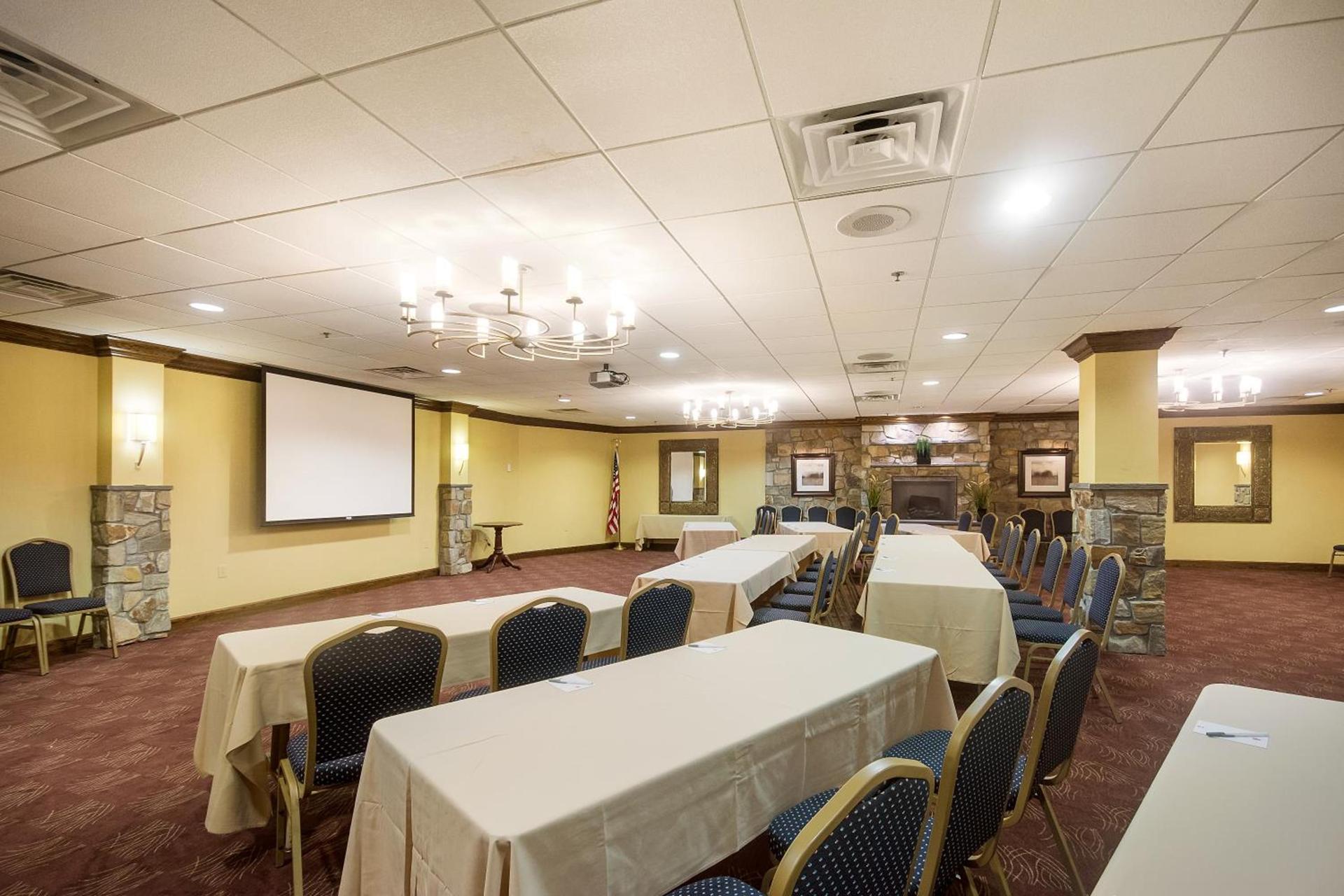 Chester Hotel and Conference Center photo 12