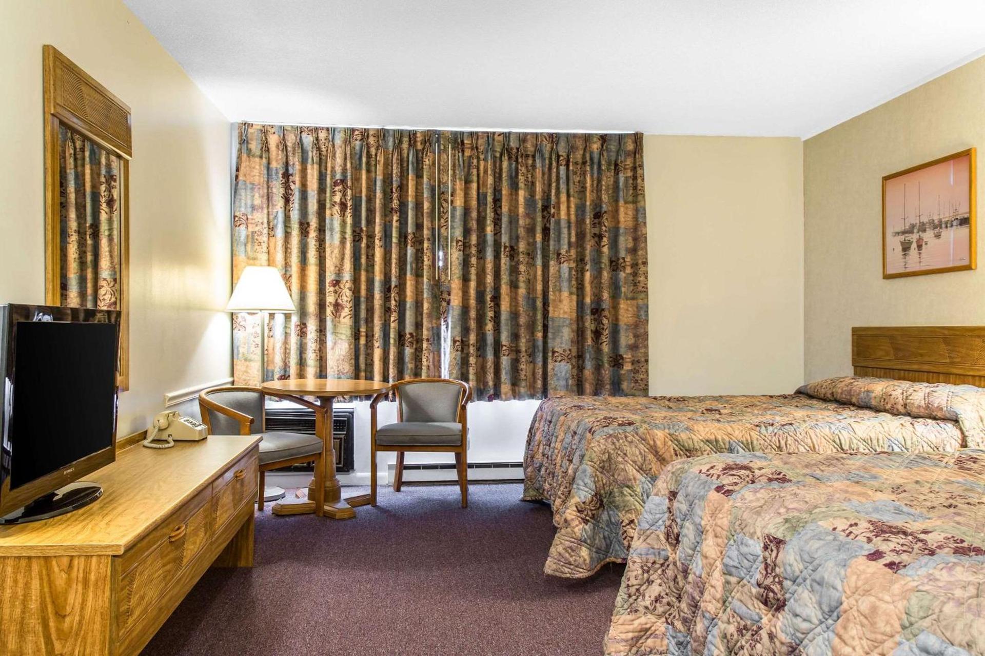 Rodeway Inn Waterford - New London photo 9