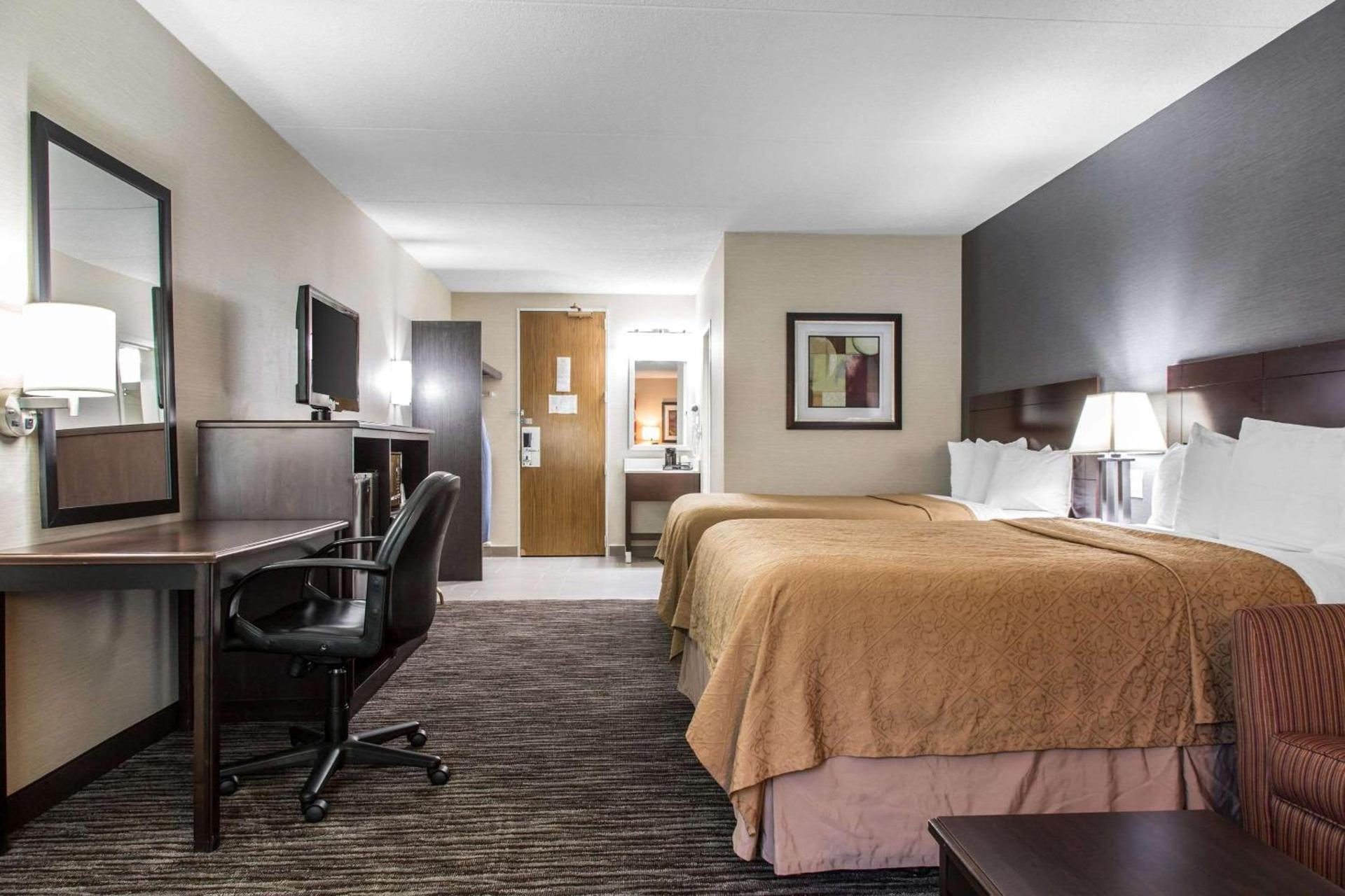 Quality Inn & Suites Danbury near University photo 17