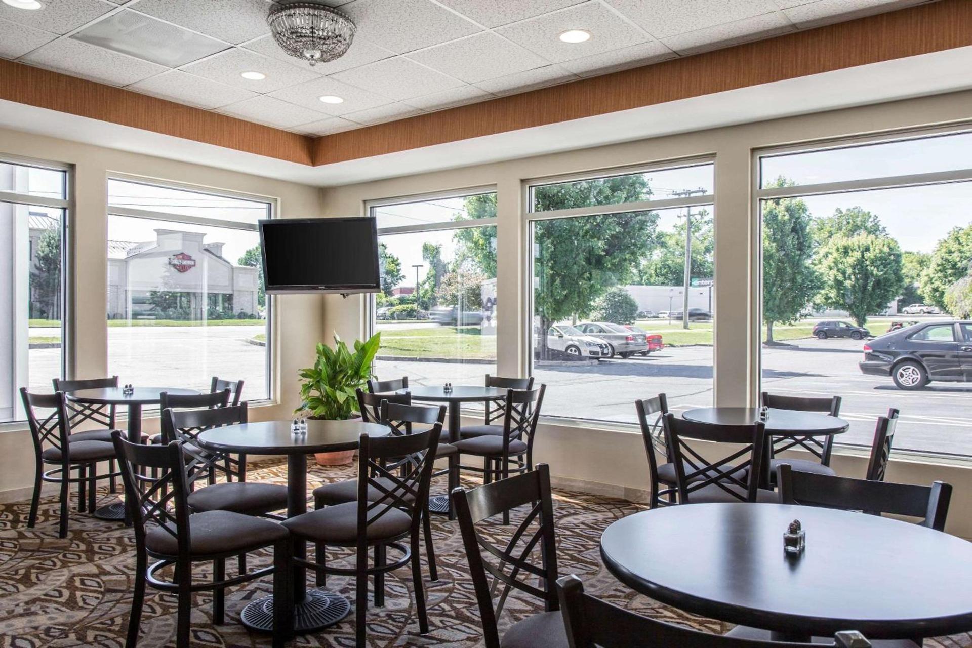 Quality Inn & Suites Danbury near University photo 15