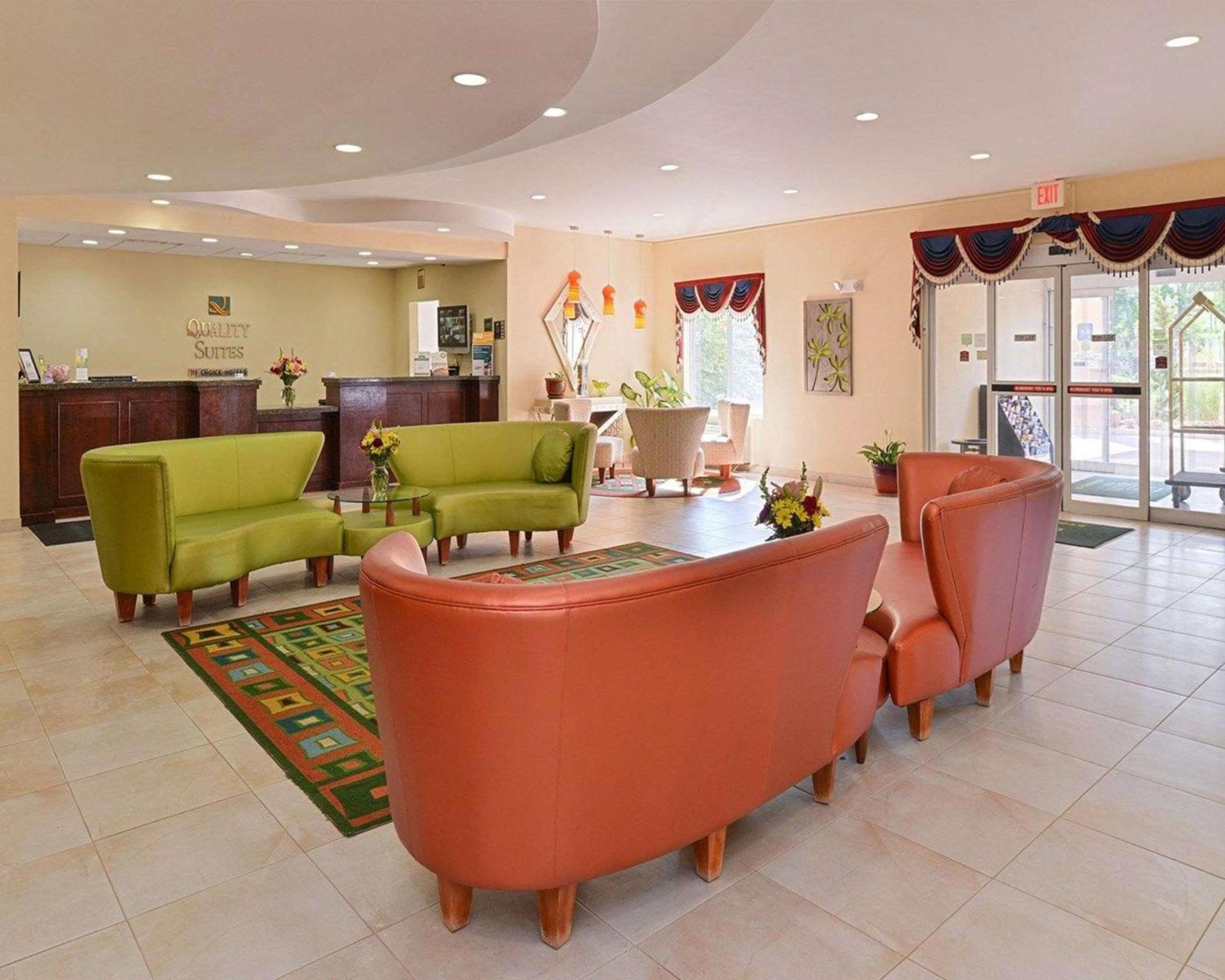Quality Suites Stratford photo 5