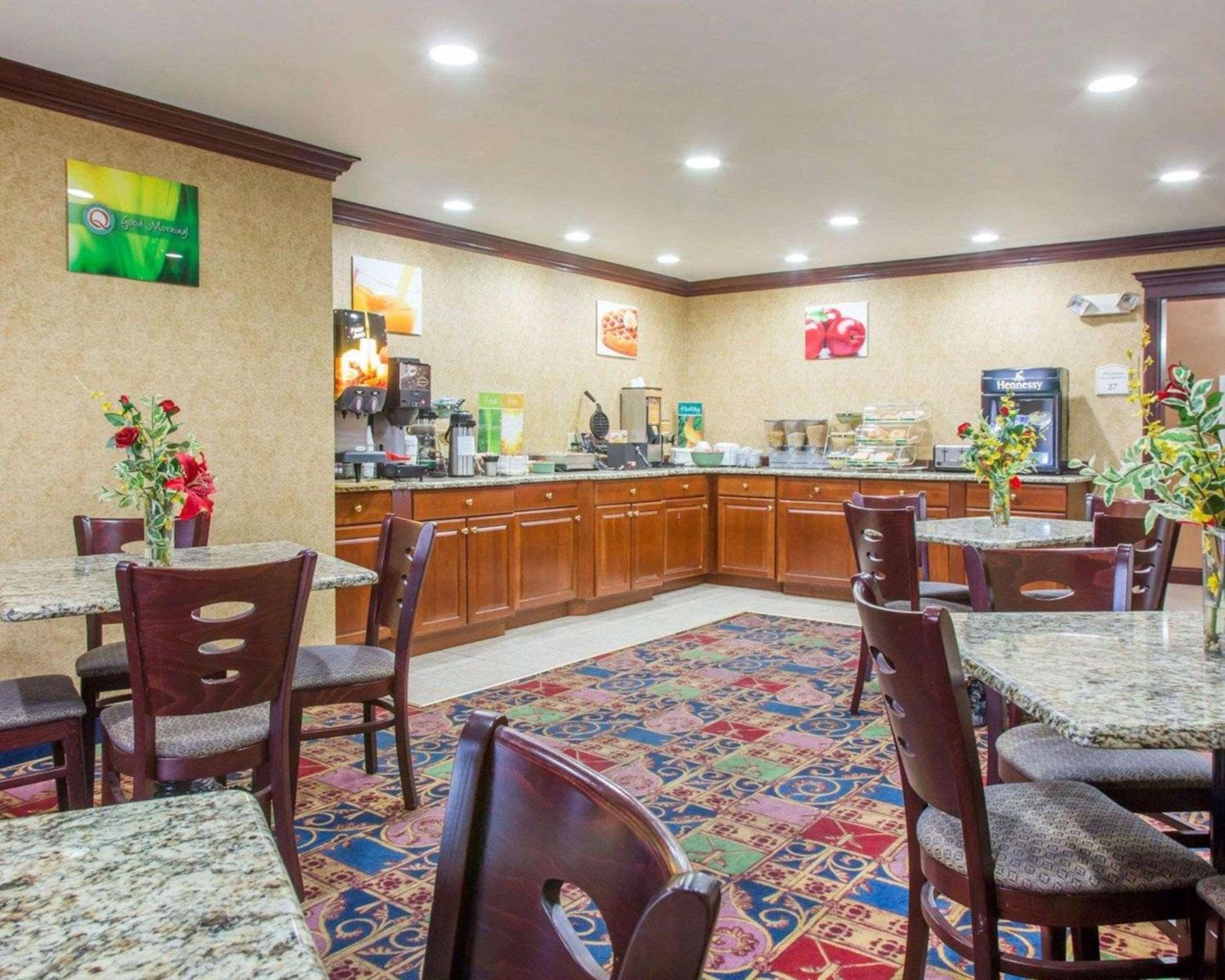 Quality Inn & Suites photo 24