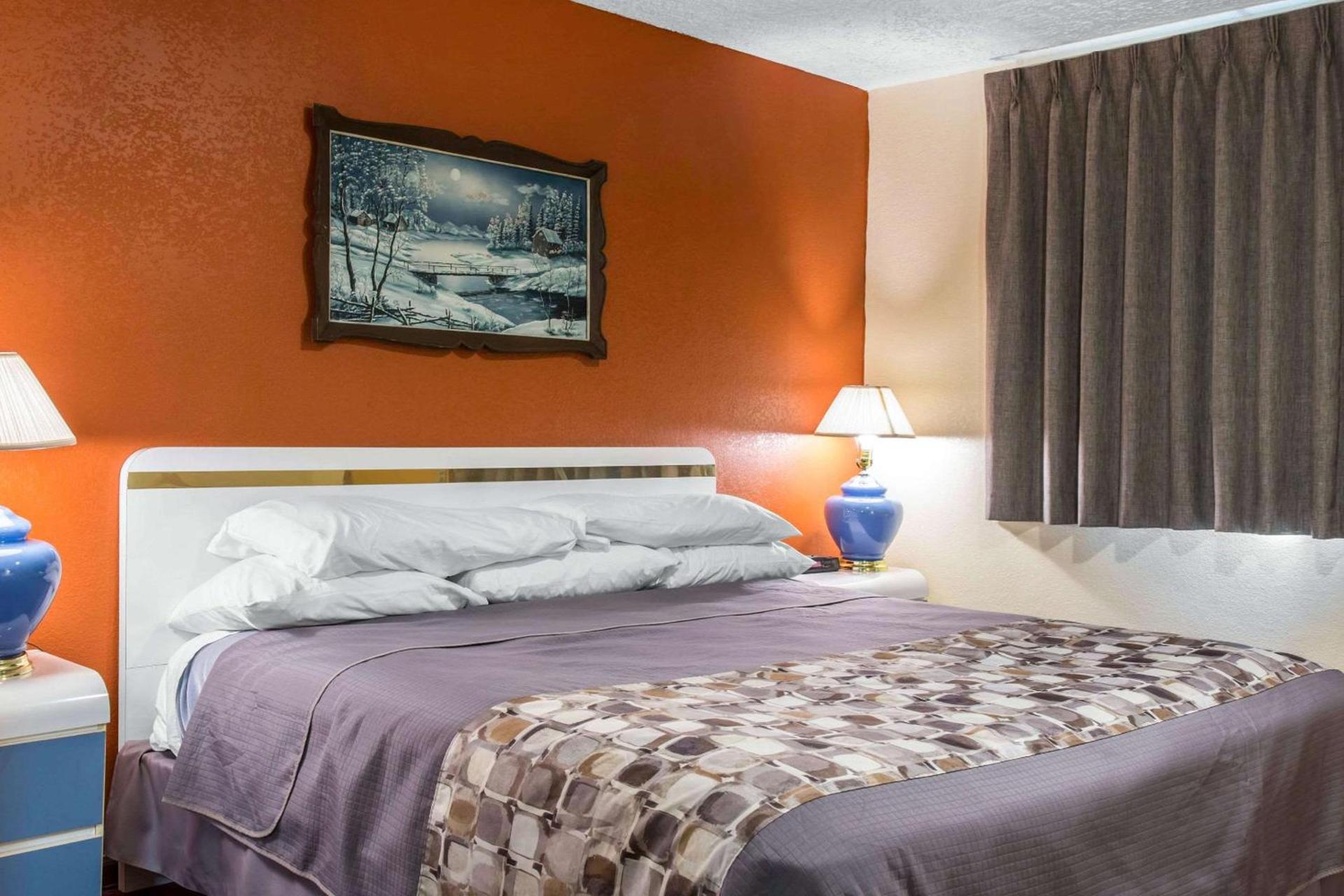 Rodeway Inn & Suites Branford - Guilford photo 26