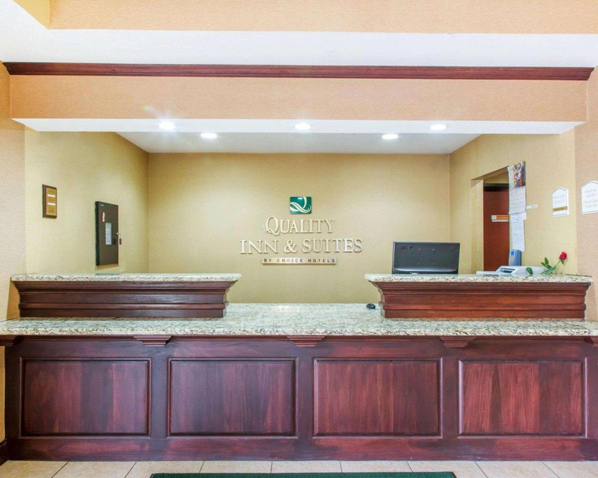 Quality Inn & Suites photo 29
