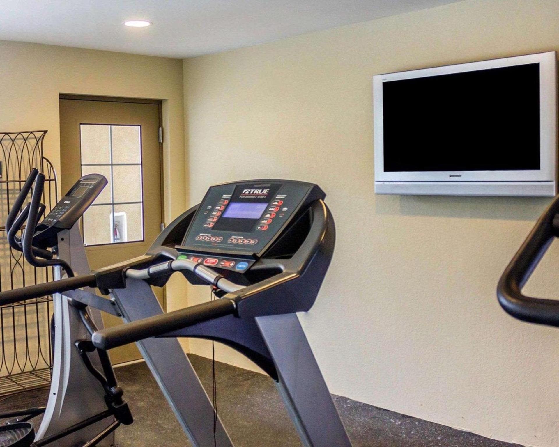 Quality Inn Waterbury East photo 19